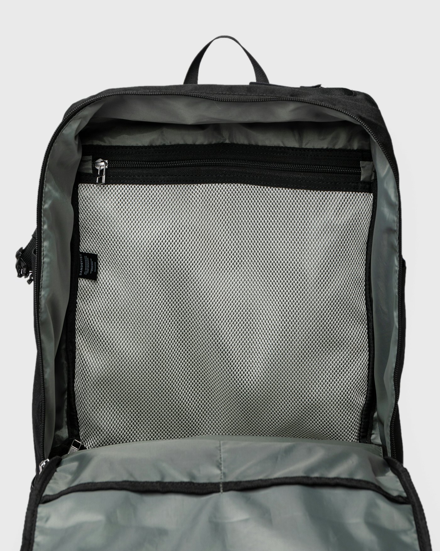 Alde est en couleur noir (9 de 14)