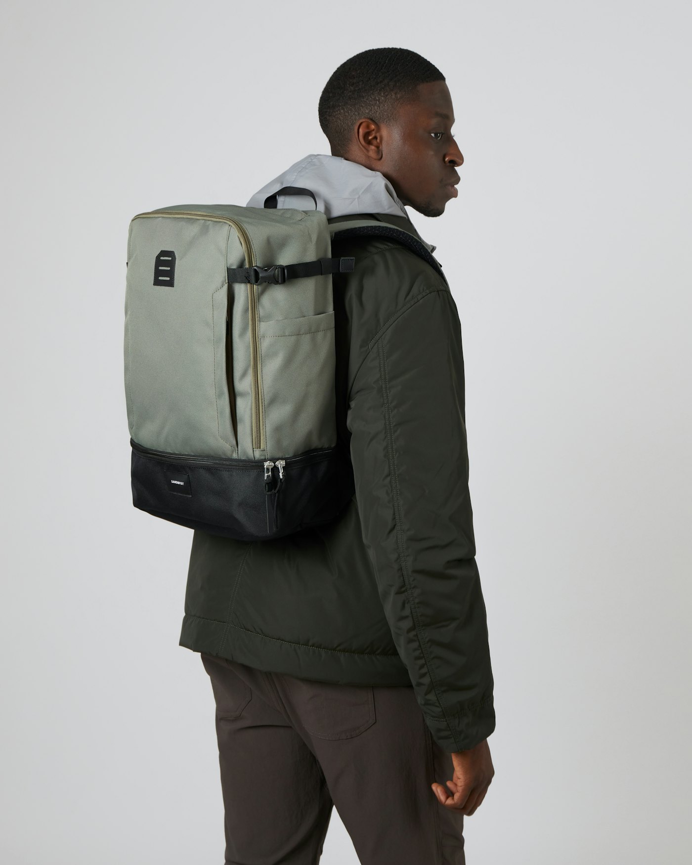 Alde is in color multi clover green (11 of 14)