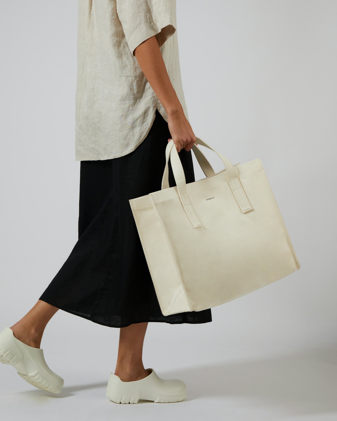 All purpose bag M est en couleur grège (4 de 6)