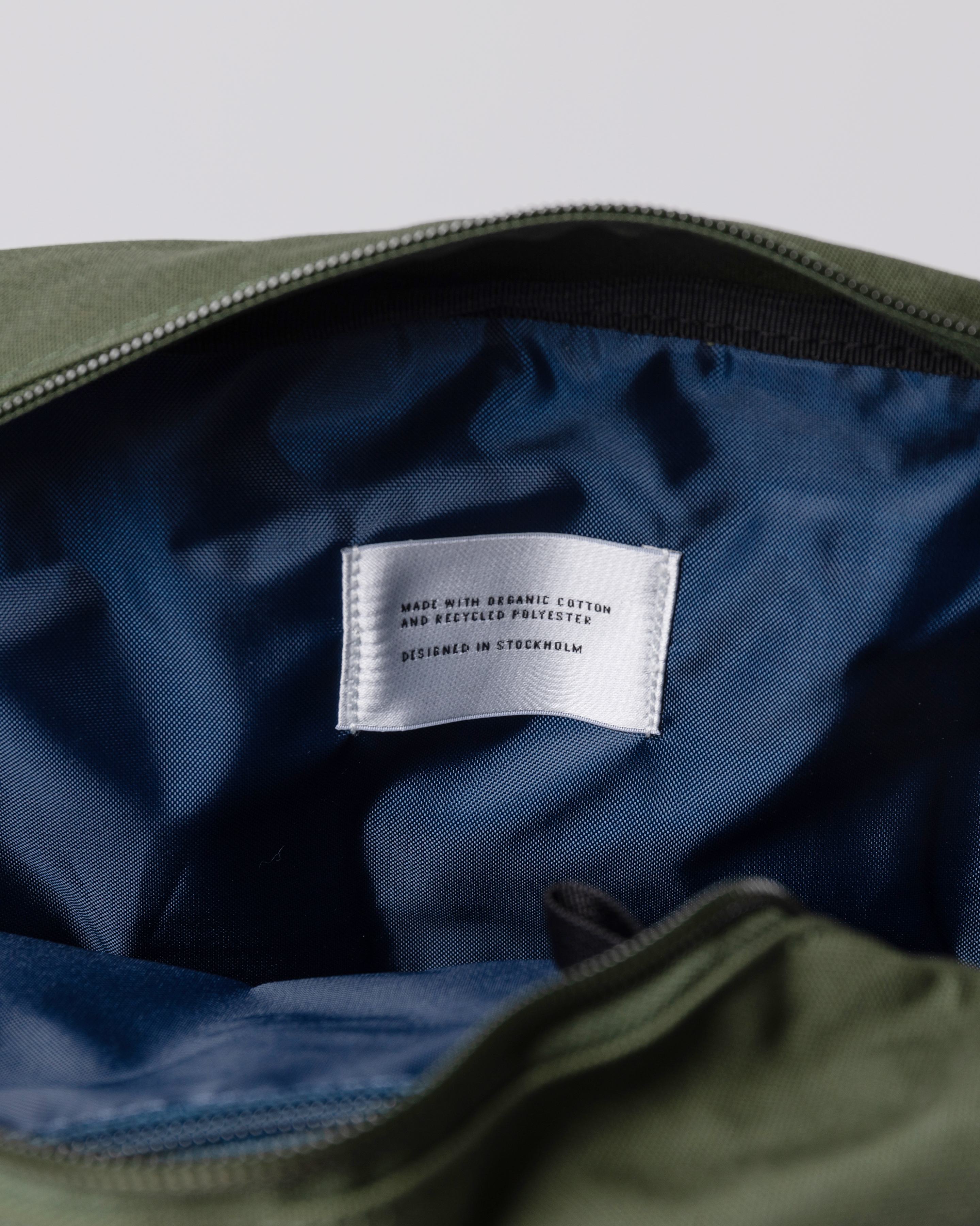 Knut is in color dawn green (6 of 7)