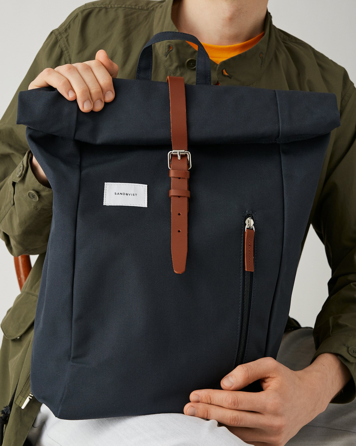 Dante is in color navy (4 of 5)