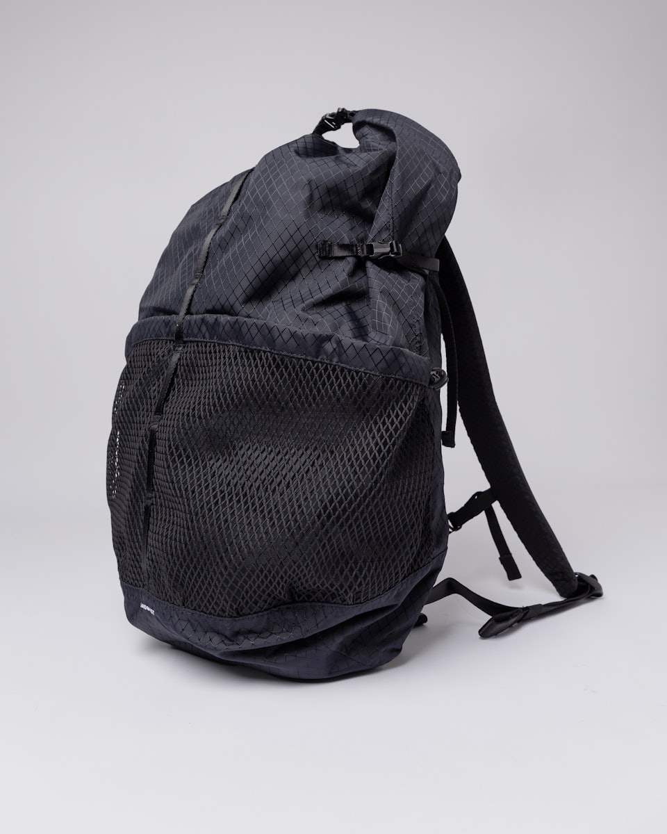 Kevin belongs to the category Backpacks and is in color black (4 of 11)