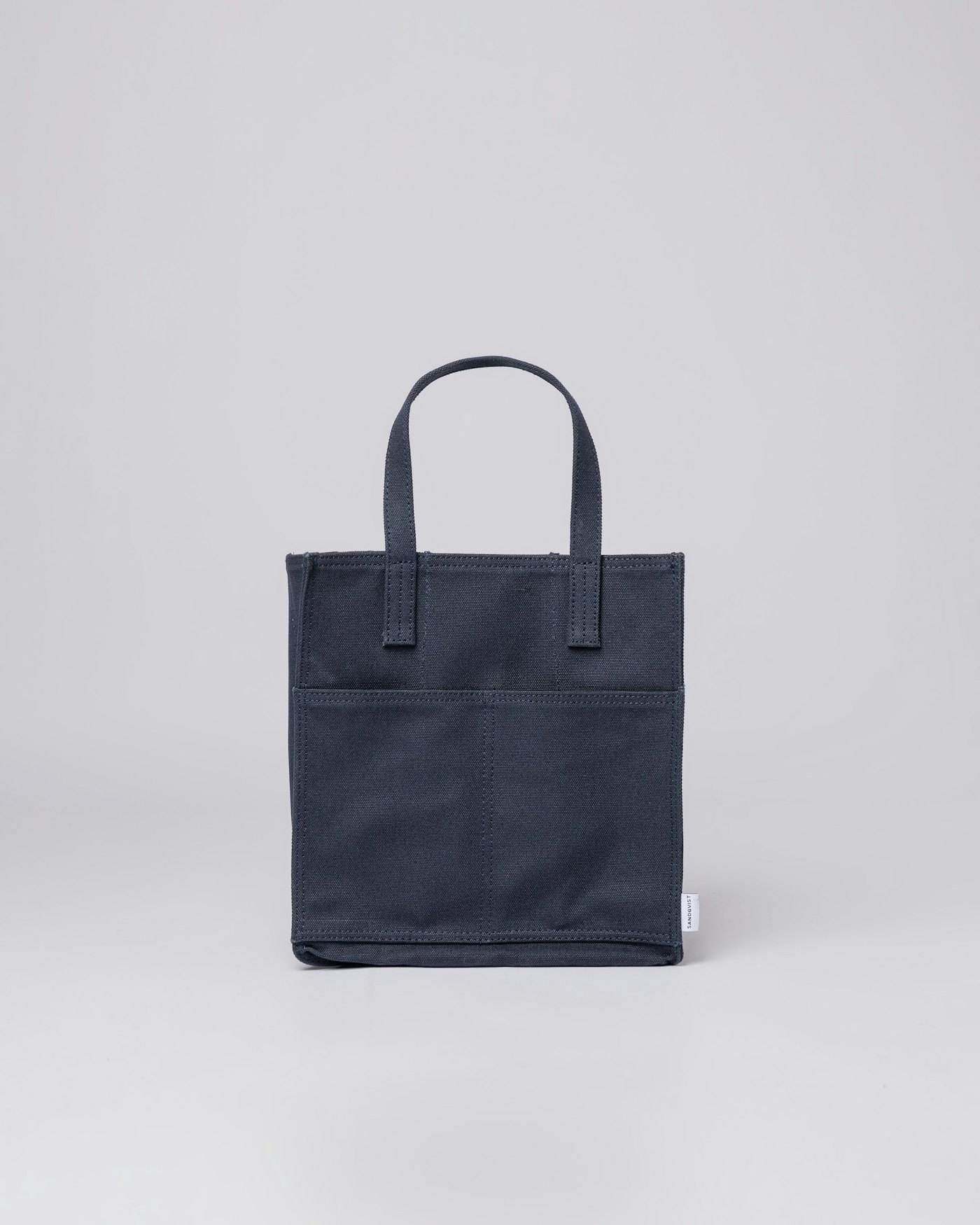 Bottle bag är i färgen navy (1 av 4)