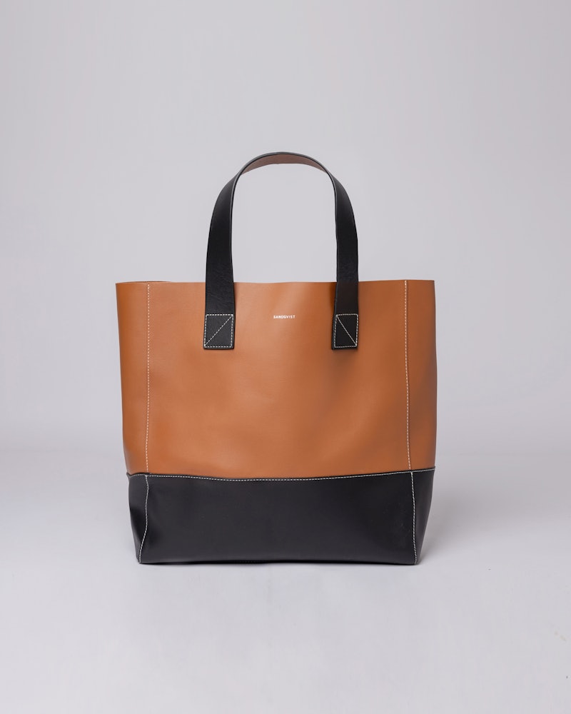 Iris belongs to the category Tote bags and is in color multi fox red black 