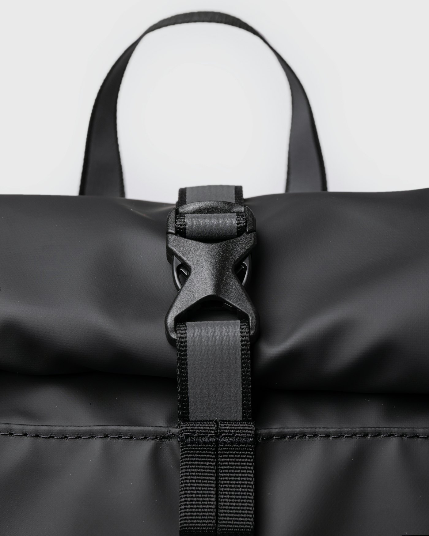 Arnold ist farbig schwarz (6 oder 11)