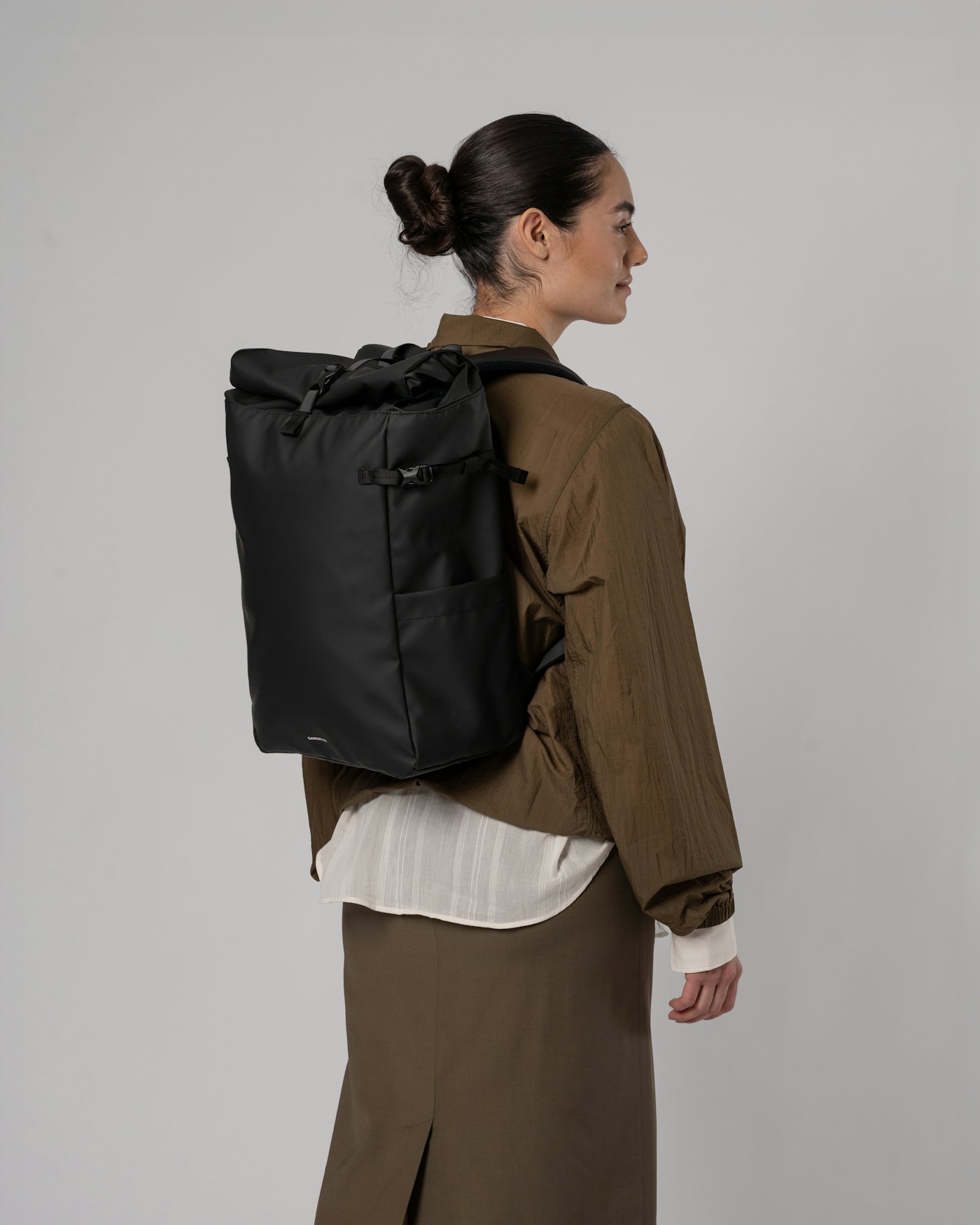 Arnold ist farbig schwarz (11 oder 11)