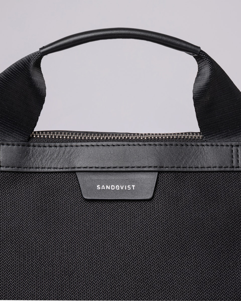 Beenie twill belongs to the category Backpacks and is in color black (2 of 8)