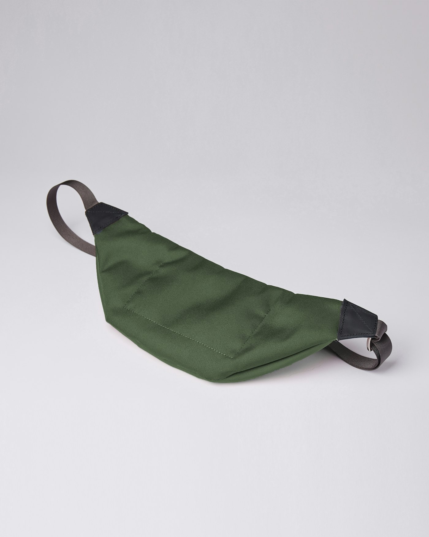 Aste är i färgen dawn green (2 av 5)