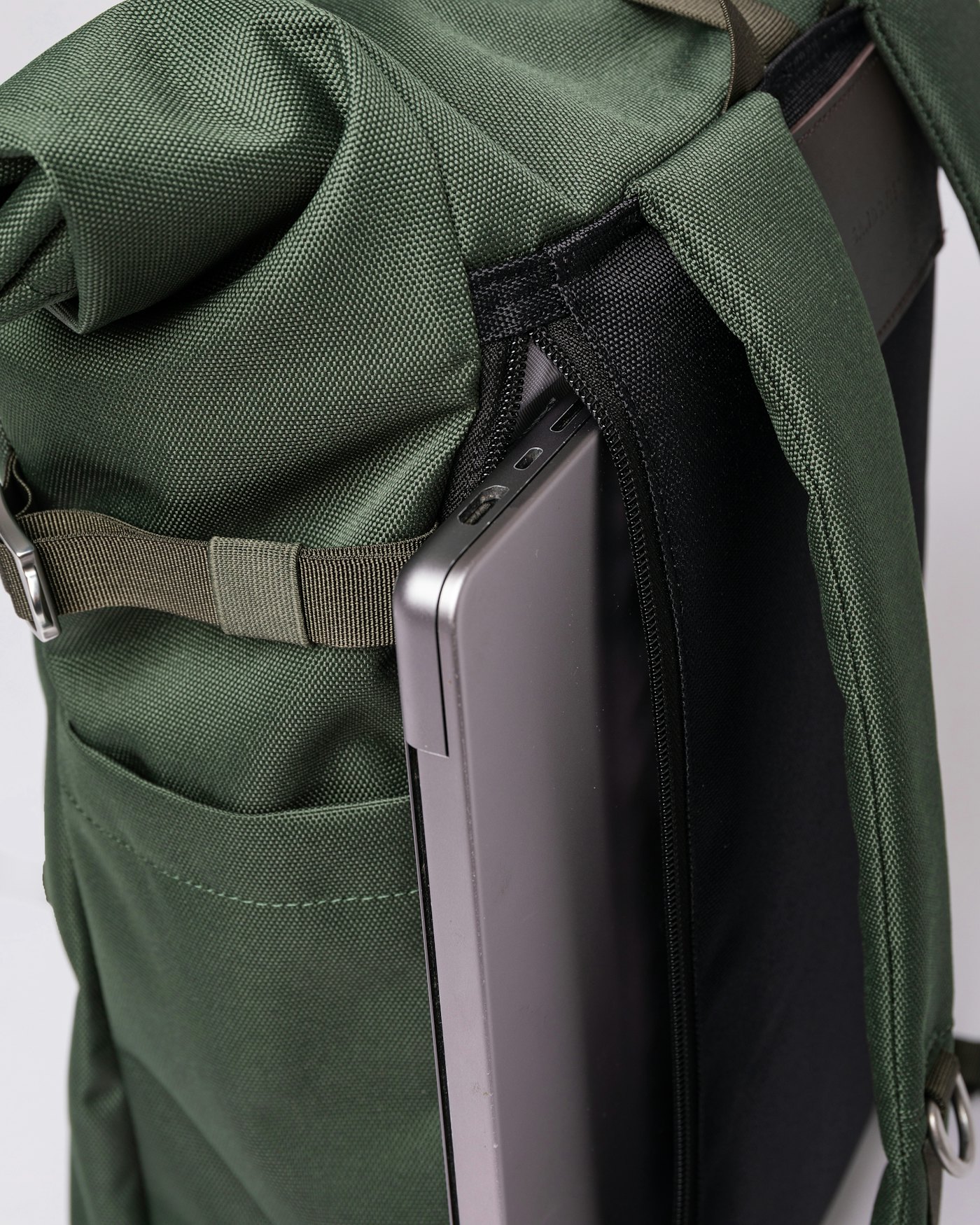 Ilon ist farbig morgengrün (4 oder 8)