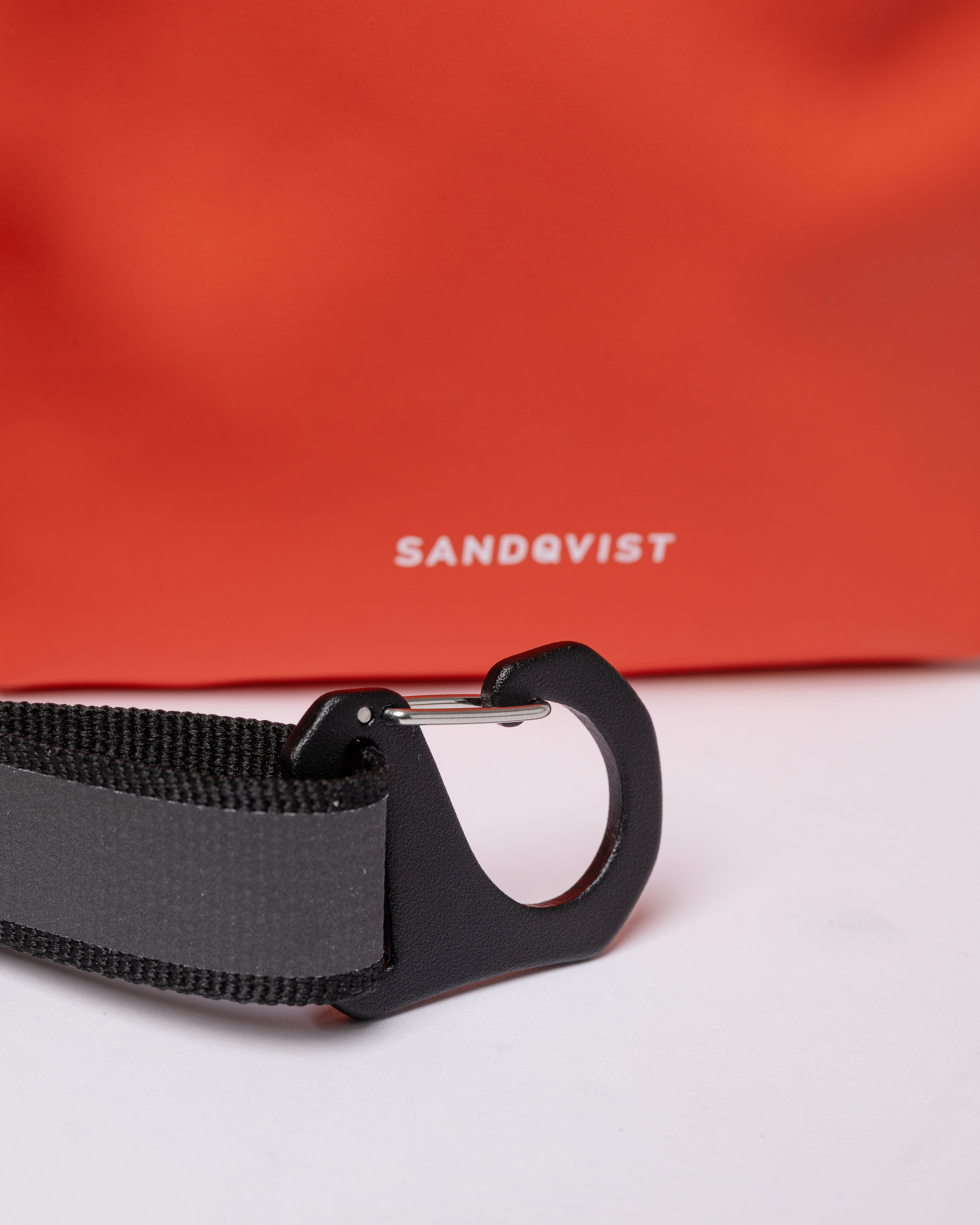 Poe is in color orange (3 of 6)