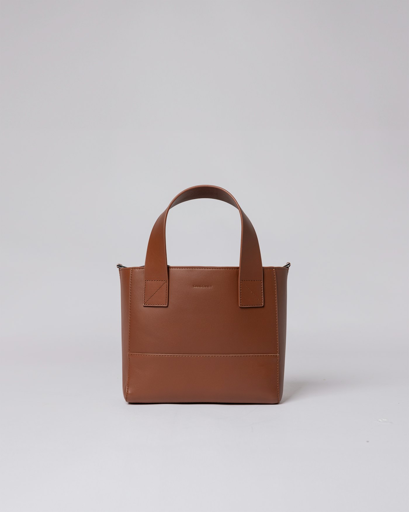 Cecilia is in color brown (1 of 4)