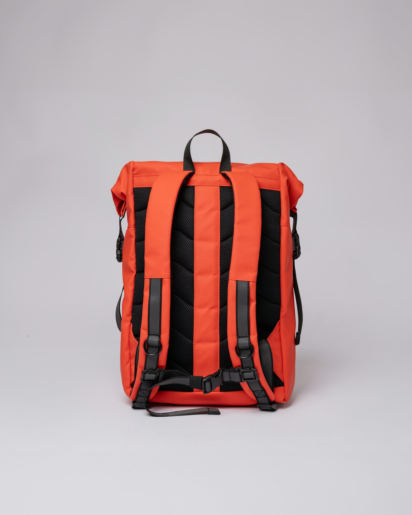 Konrad ist farbig orange (3 oder 7)