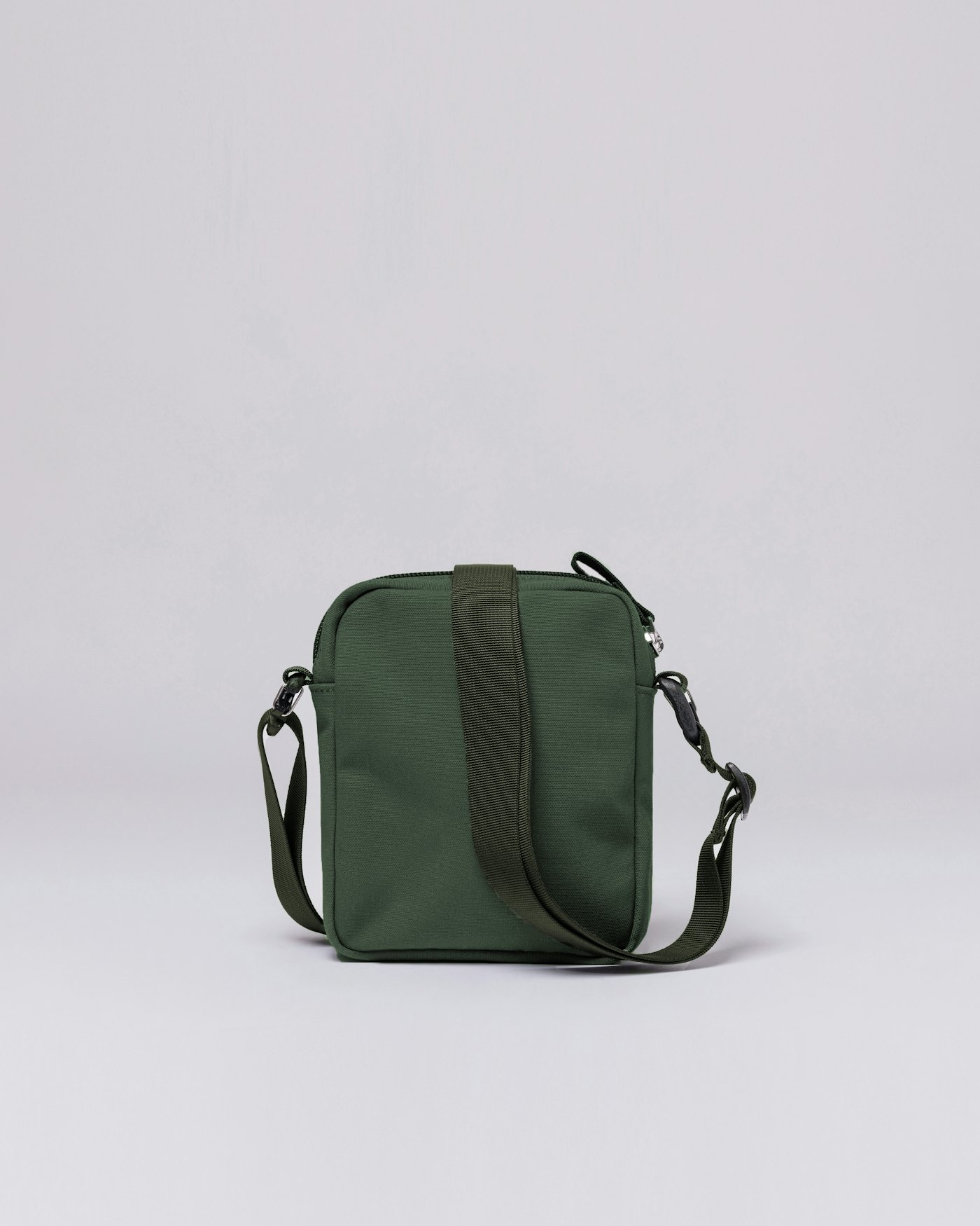 Sixten vegan is in color dawn green (2 of 4)
