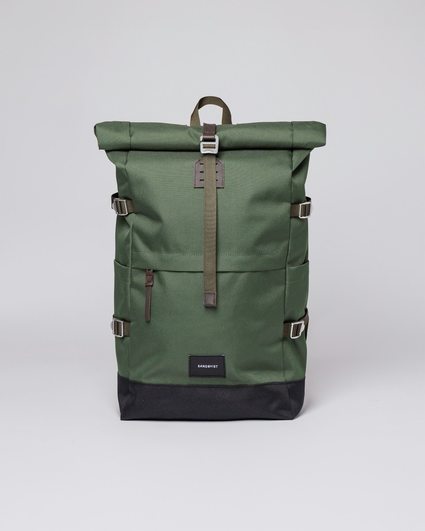 Bernt is in color dawn green (1 of 8)