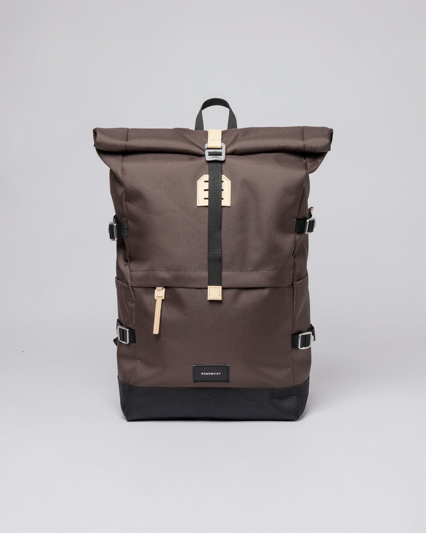 Bernt is in color brown (1 of 8)