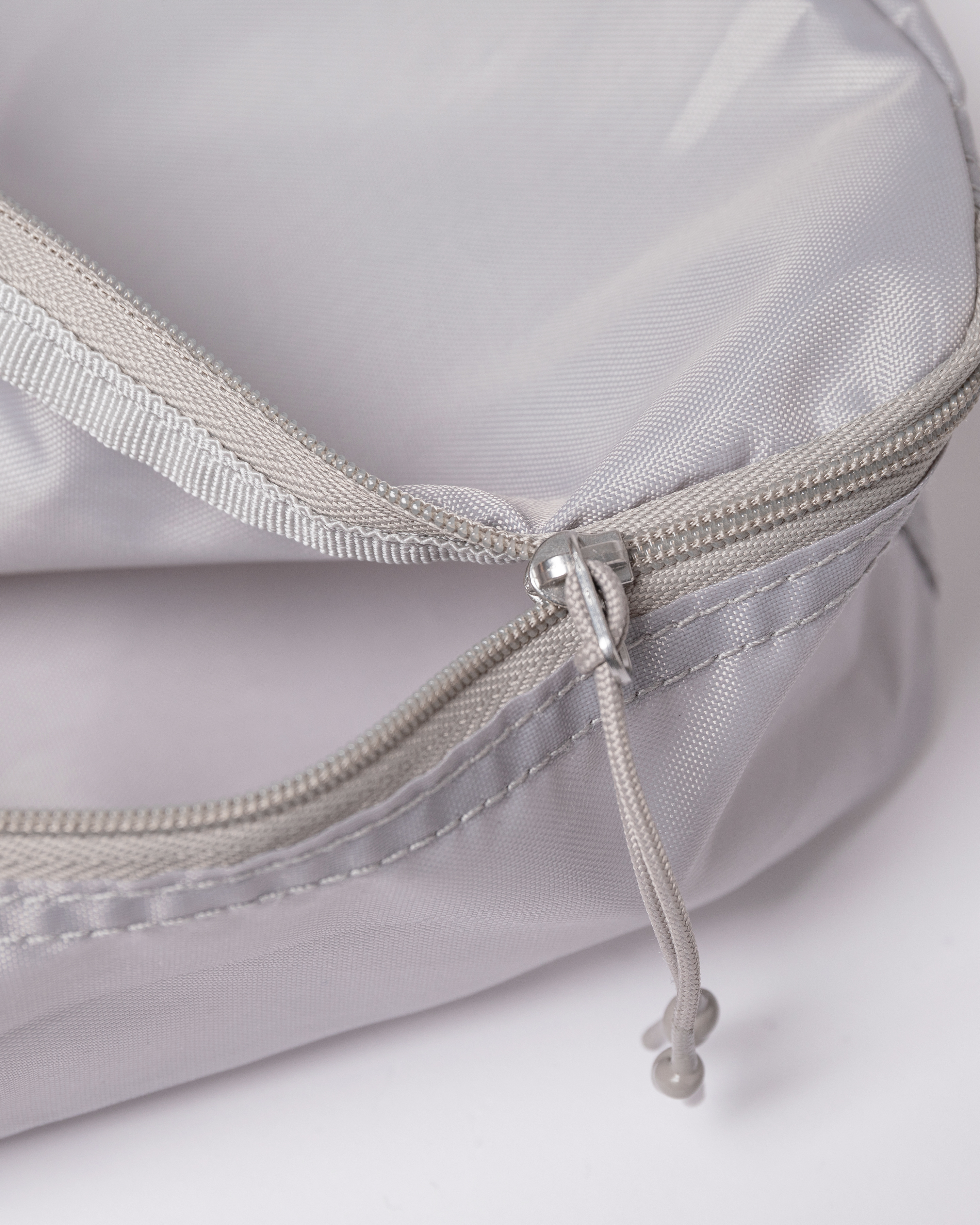 Pack cube M est en couleur gris clair (3 de 3)