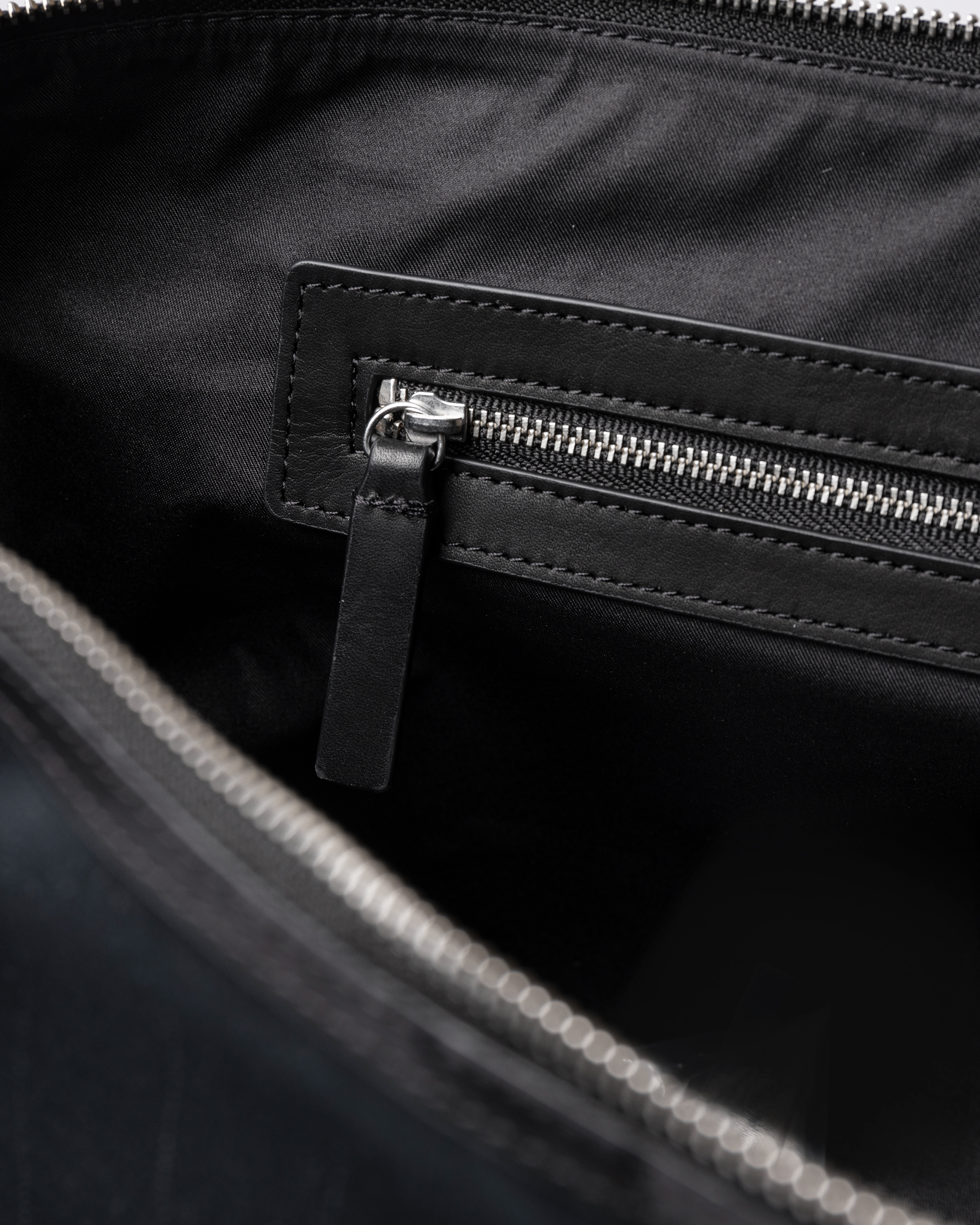 Everyday weekender bag Medium | Black | Sandqvist