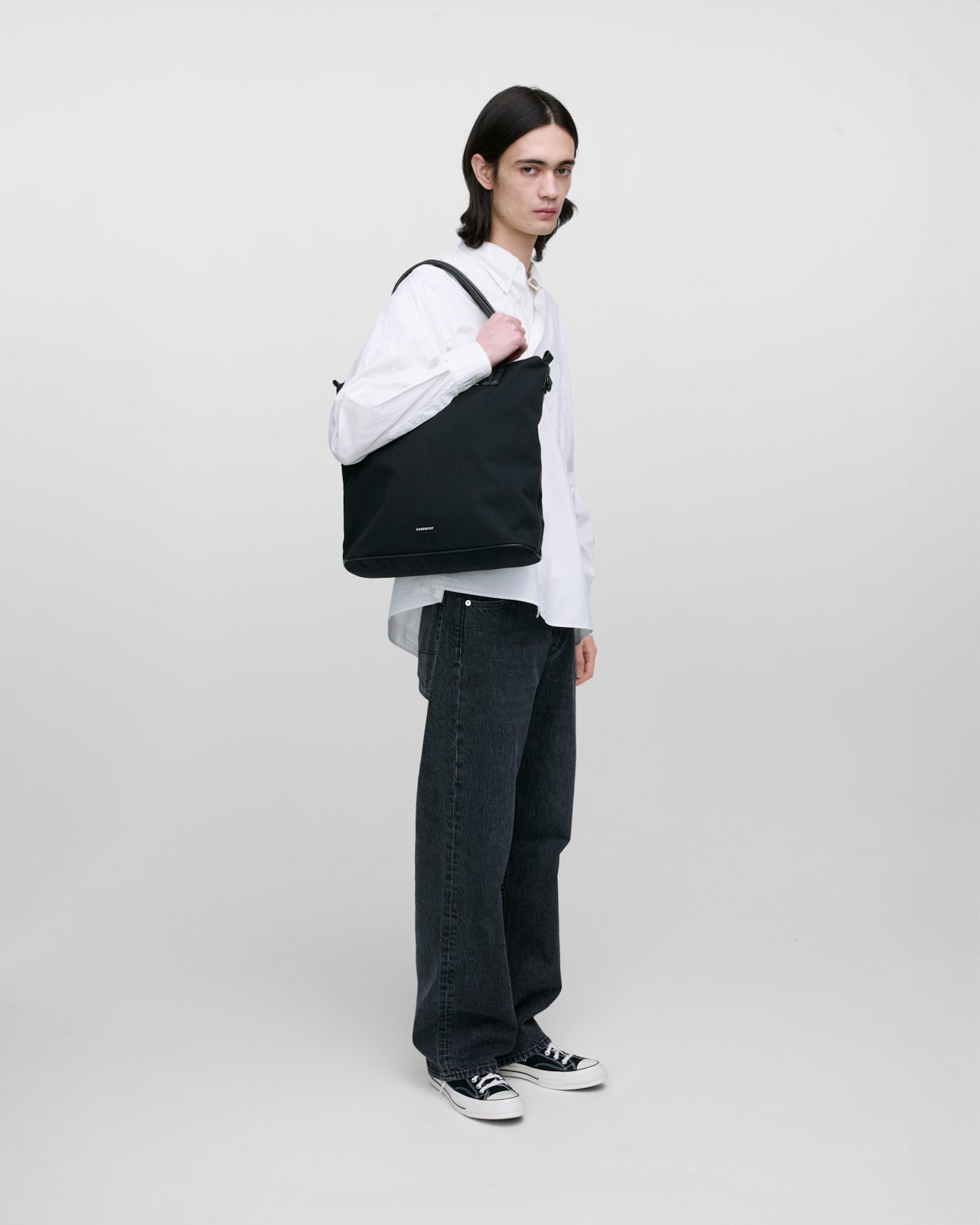 Everyday zipper tote bag est en couleur noir (7 de 14)