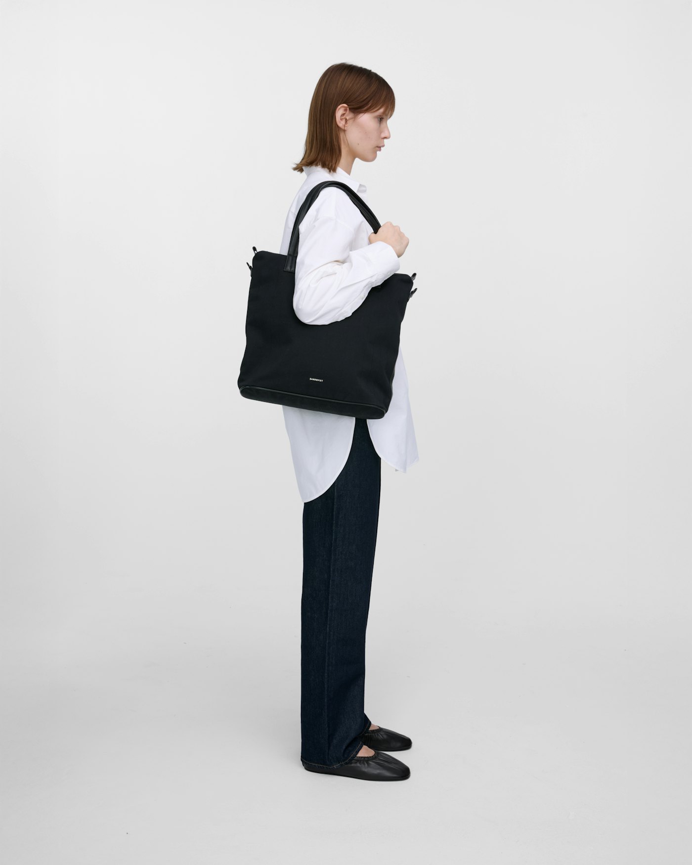 Everyday zipper tote bag est en couleur noir (11 de 14)