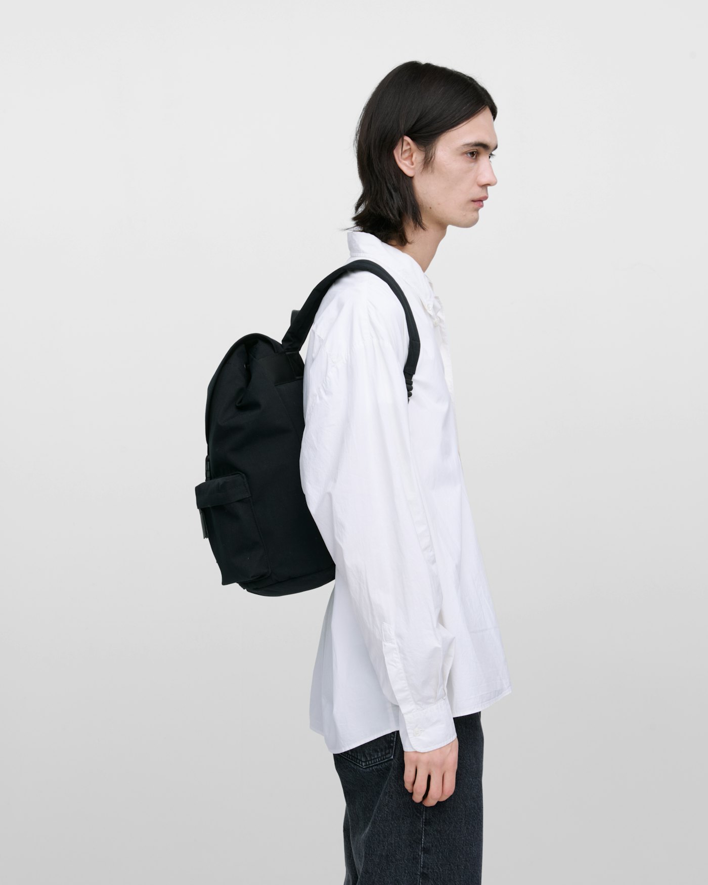 Everyday  Rucksack is in color black (6 of 13)