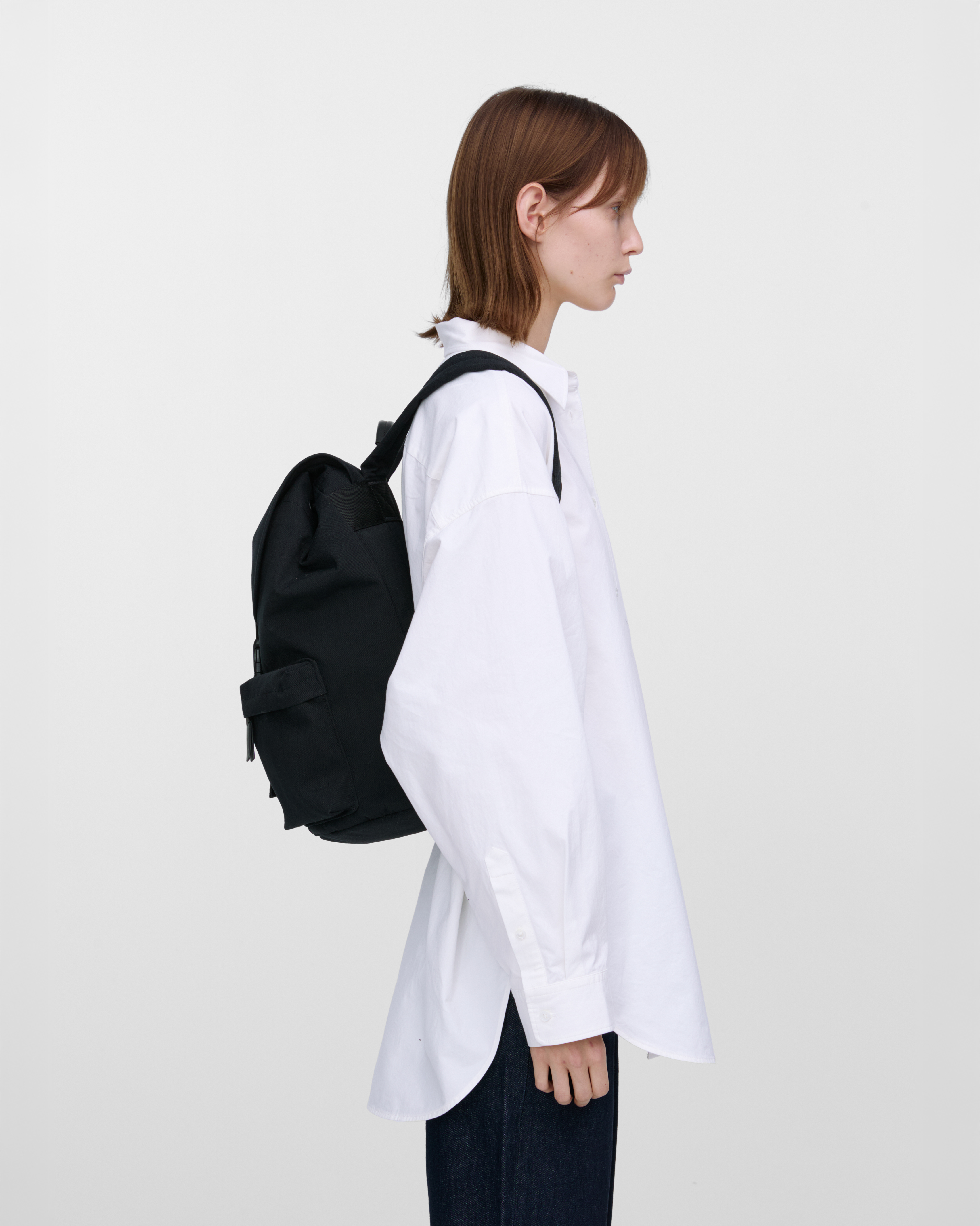 J0592SW 新品 SANQVIST AUGUST バックパック オリーブ - メルカリ