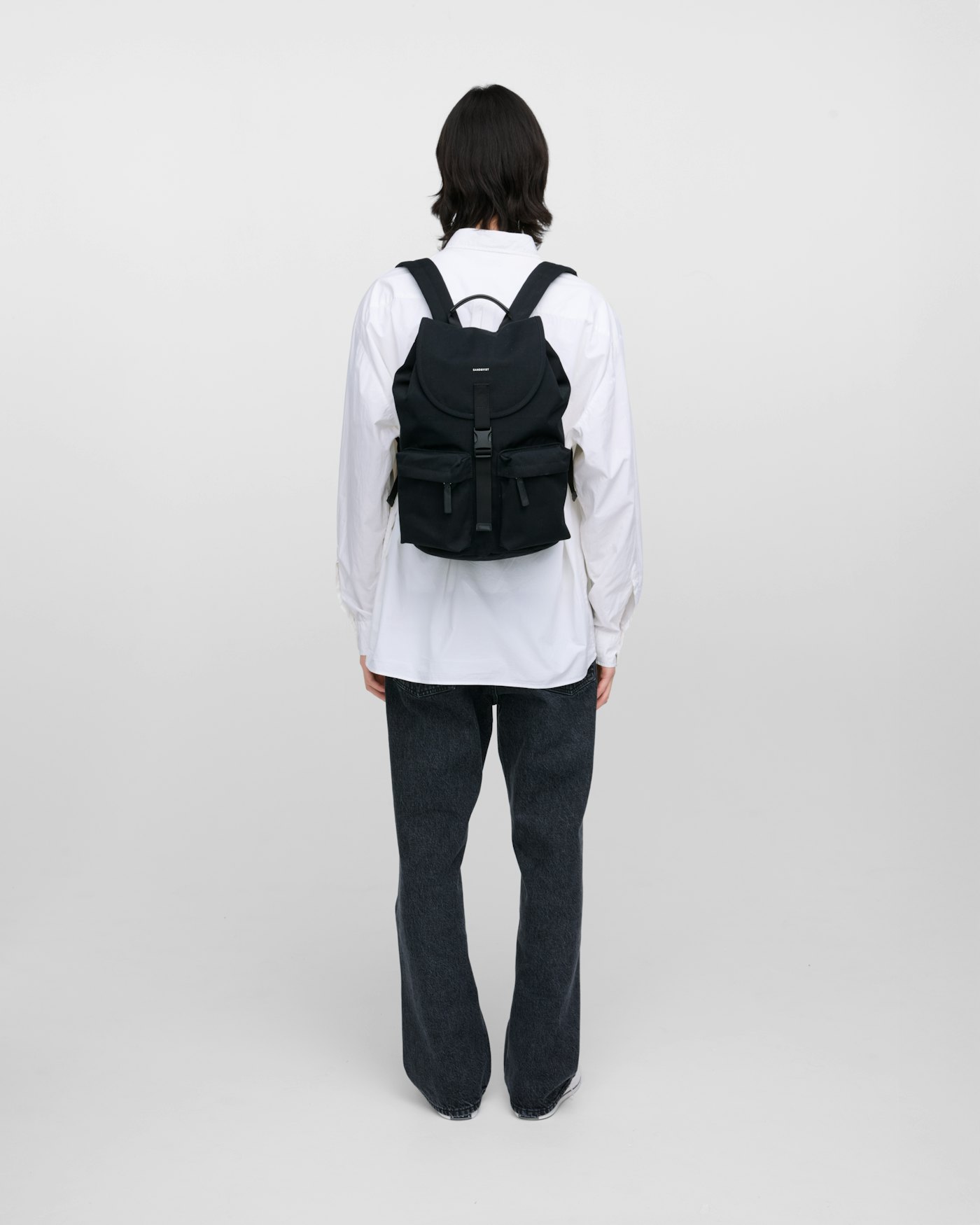 Everyday  Rucksack is in color black (7 of 13)