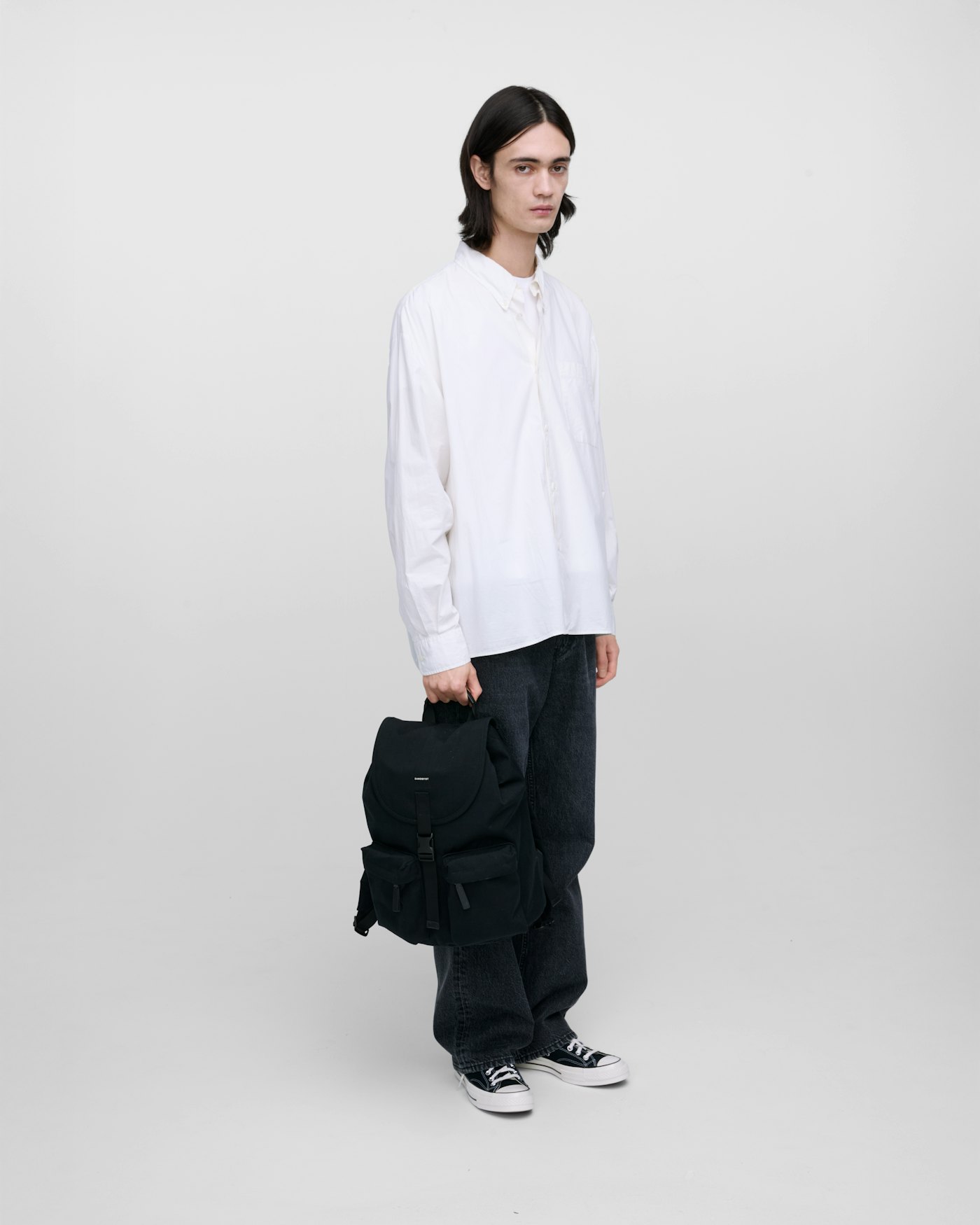 Everyday  Rucksack is in color black (8 of 13)