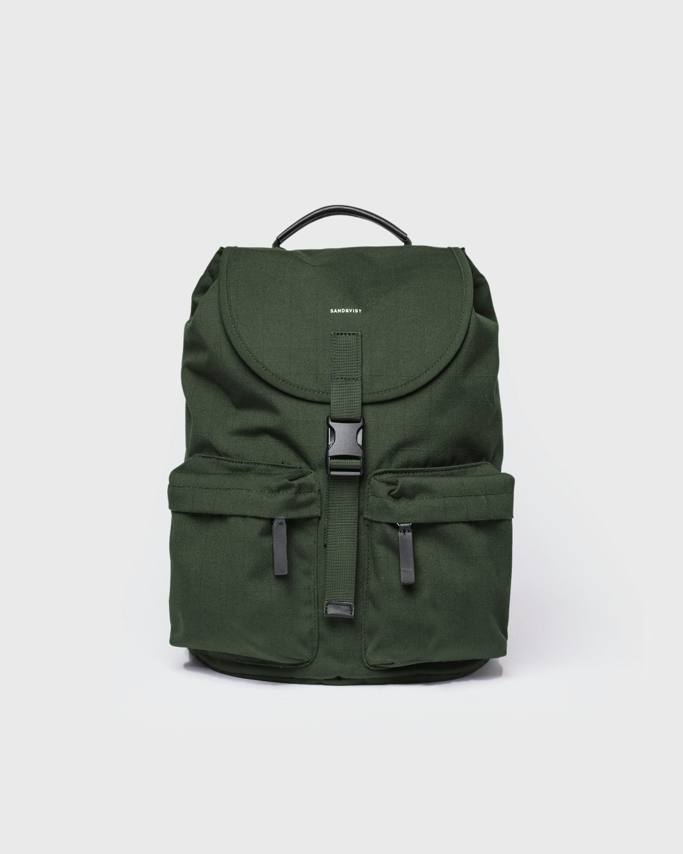 Everyday  Rucksack is in color dark green (1 of 8)
