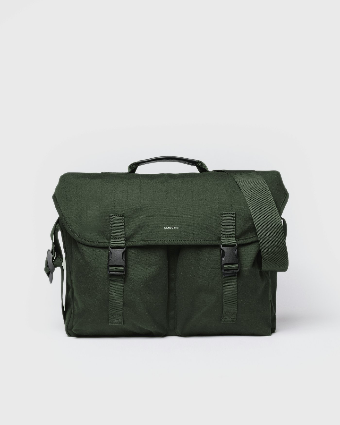 Everyday messenger bag is in color dark green (1 of 10)