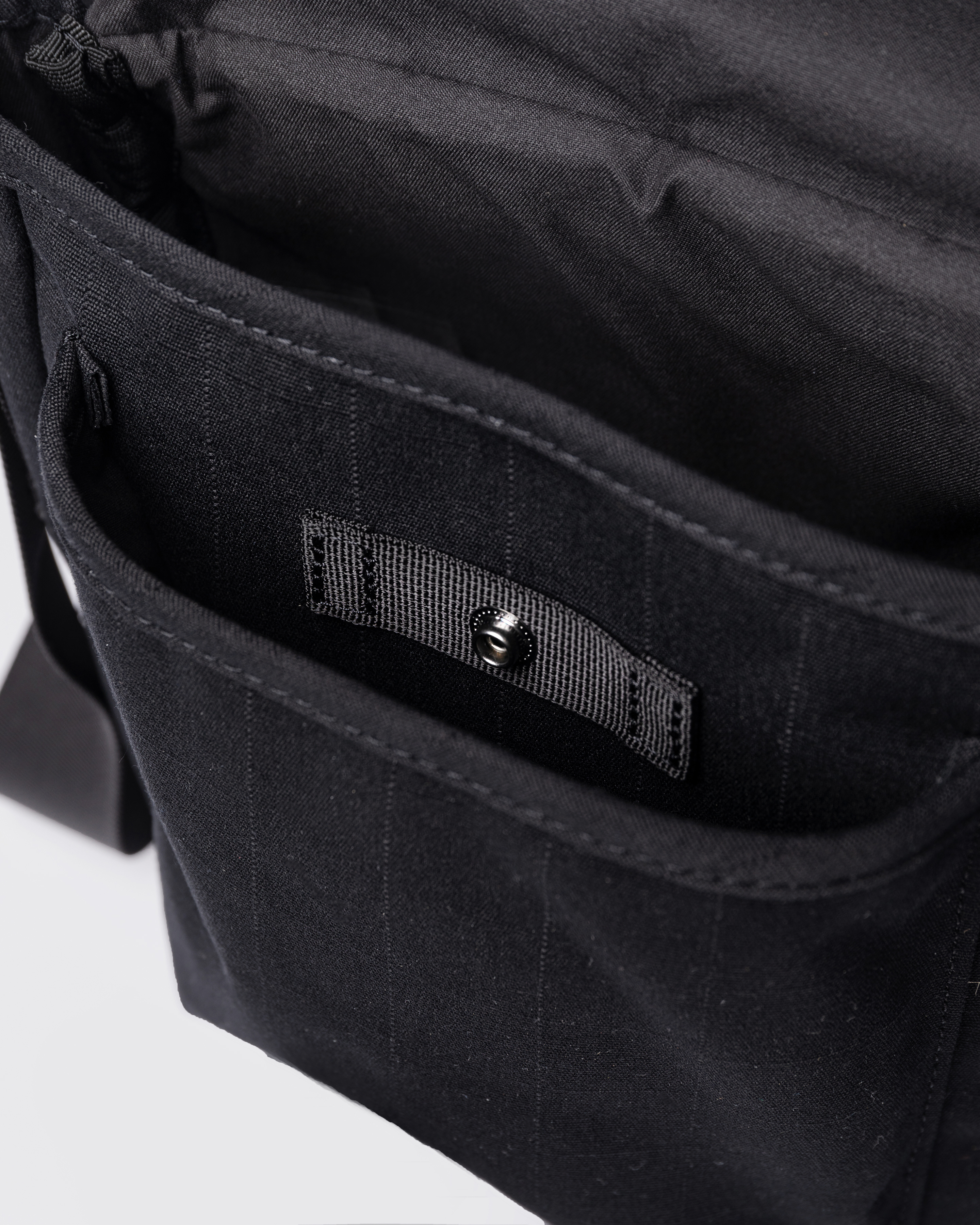 Black cross body messenger bag online