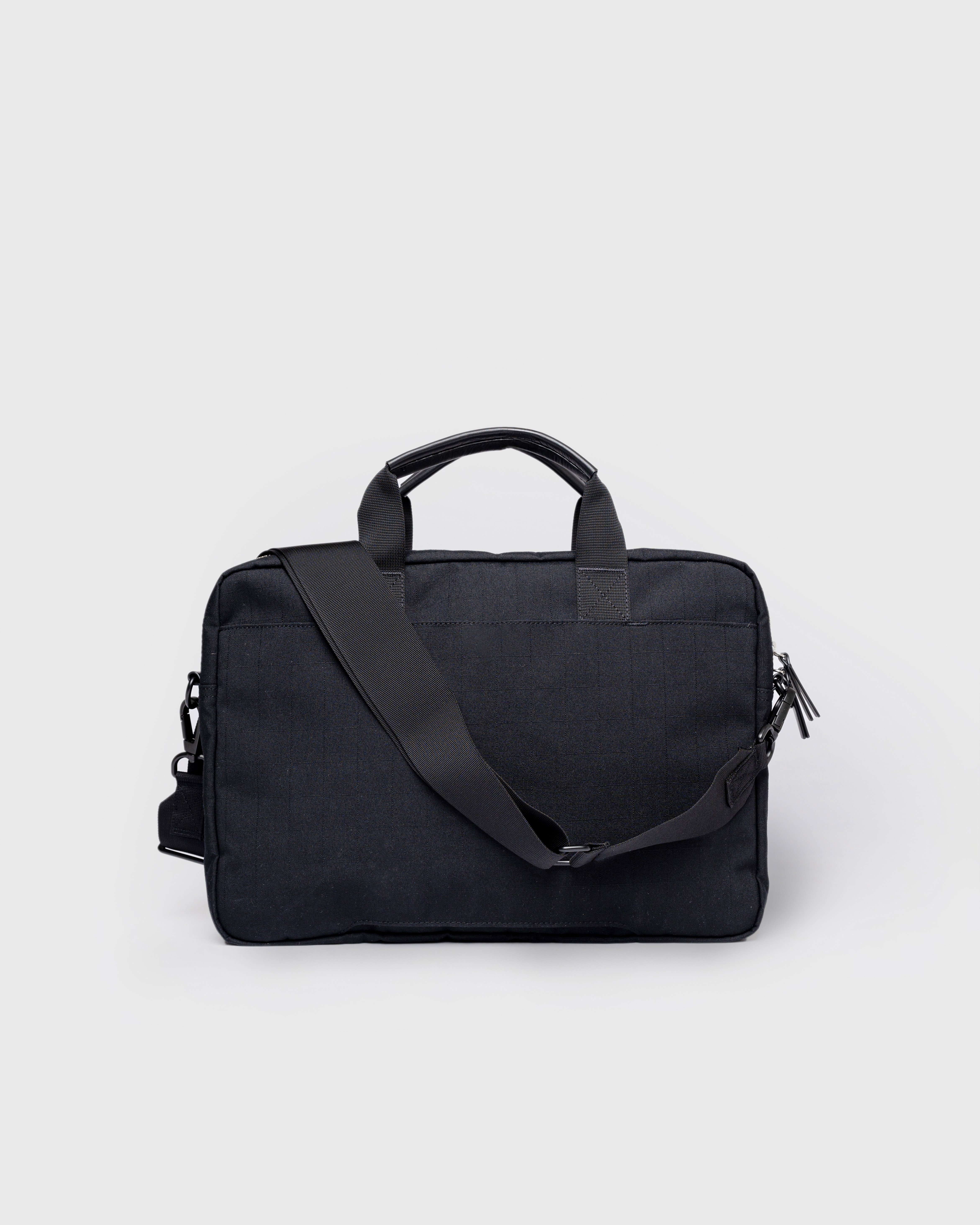 EVERYDAY Briefcase ist farbig schwarz (3 oder 10)