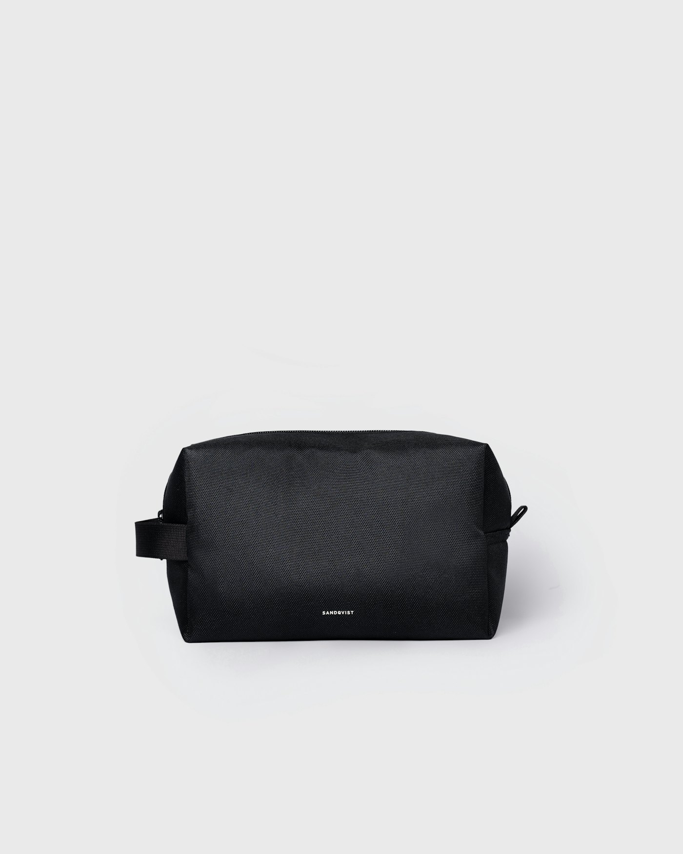 GO Handle wash bag is in color black (1 of 3)
