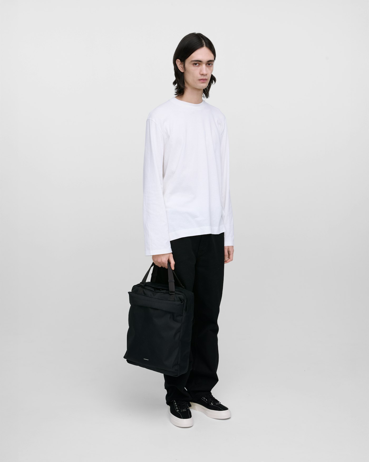 GO 2-Way Tote Bag is in color black (9 of 18)