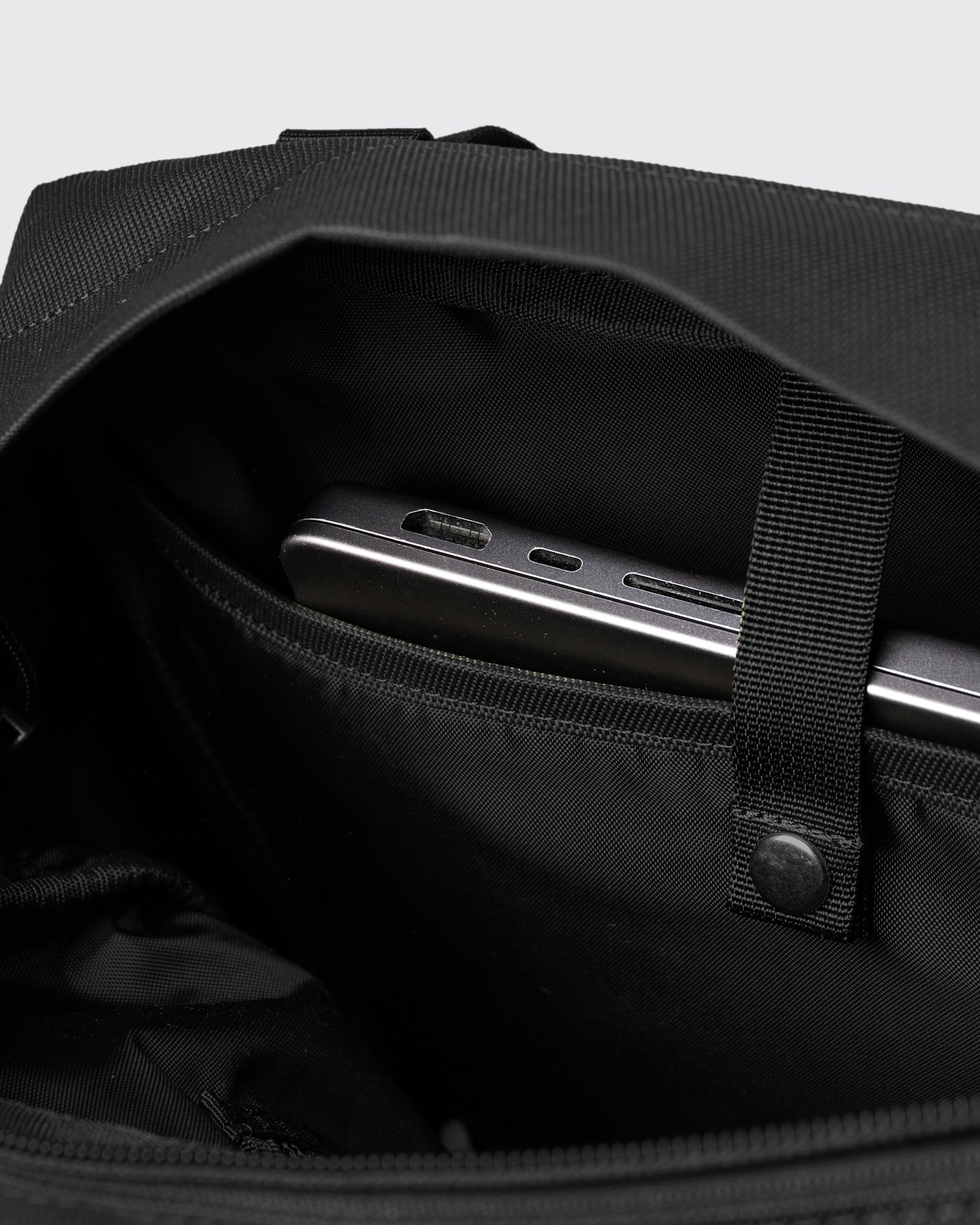 GO 2-Way Tote Bag is in color black (7 of 18)