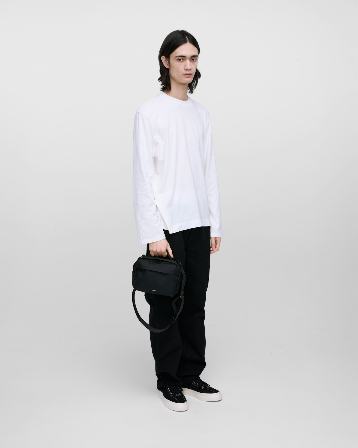 GO Shoulder bag är i färgen svart (10 av 11)