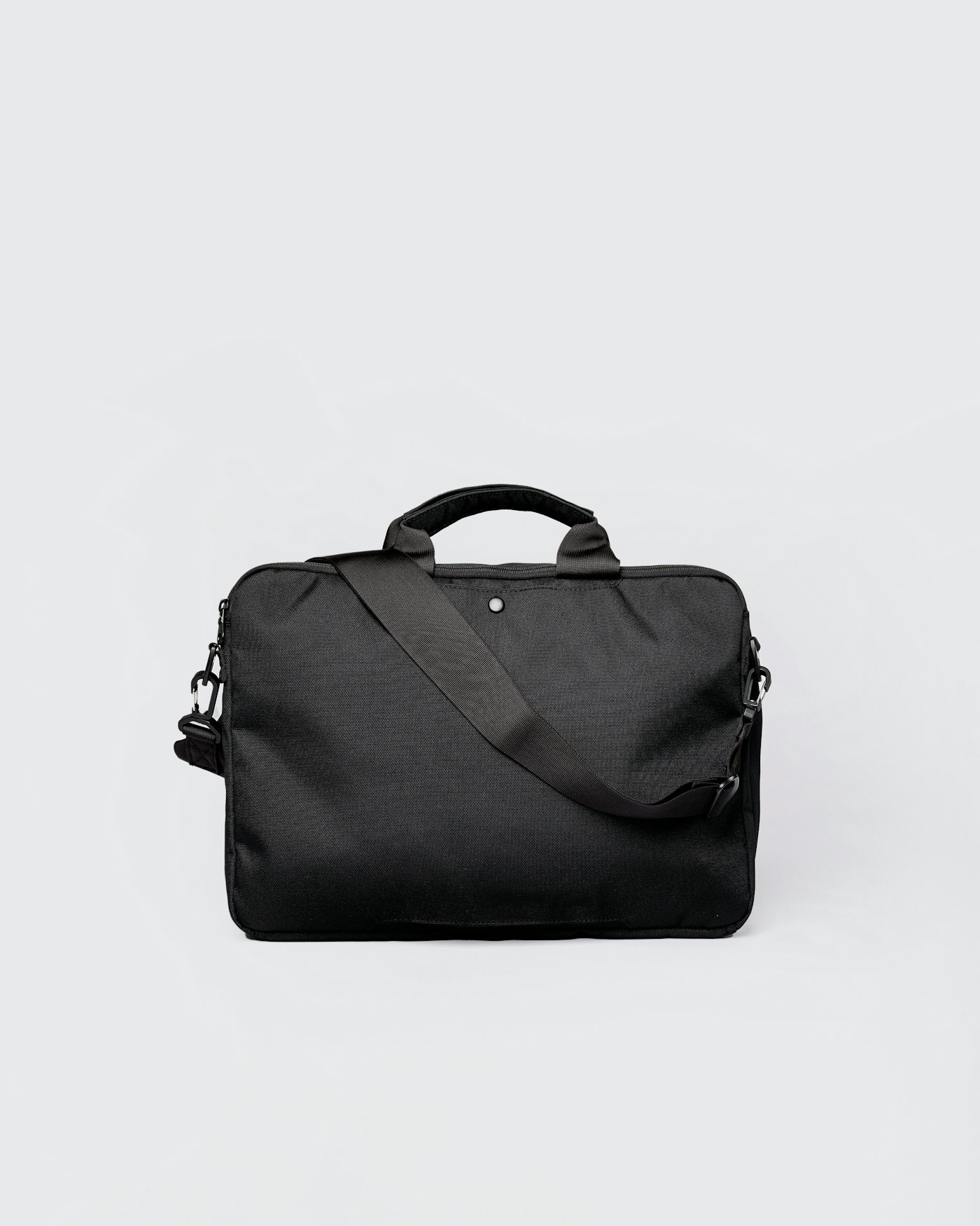 GO Briefcase is in color black (3 of 11)