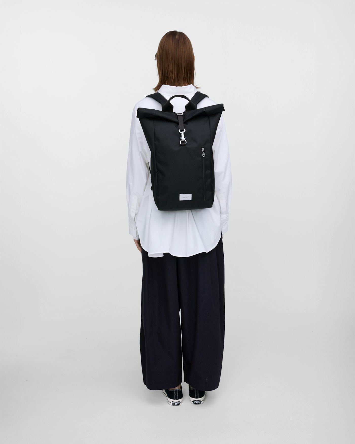 GROUND Rolltop Backpack L is in color black (12 of 12)