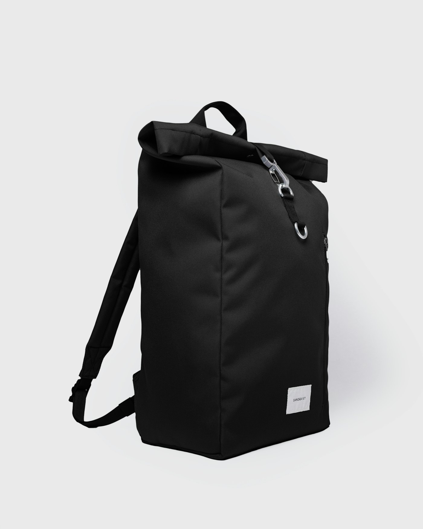 GROUND Rolltop Backpack L is in color black (2 of 12)