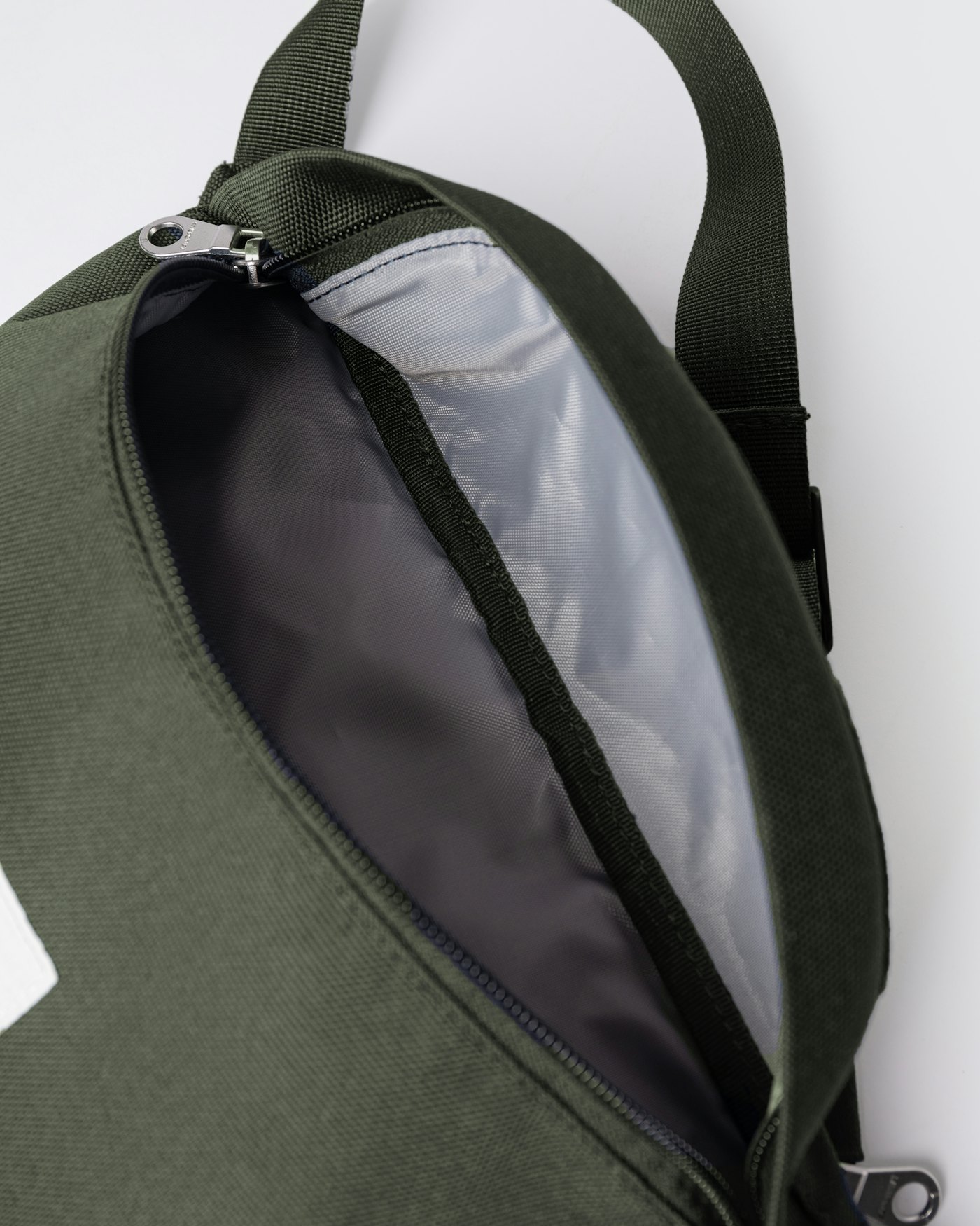 GROUND crossbody bag est en couleur vert de l'aube (5 de 9)