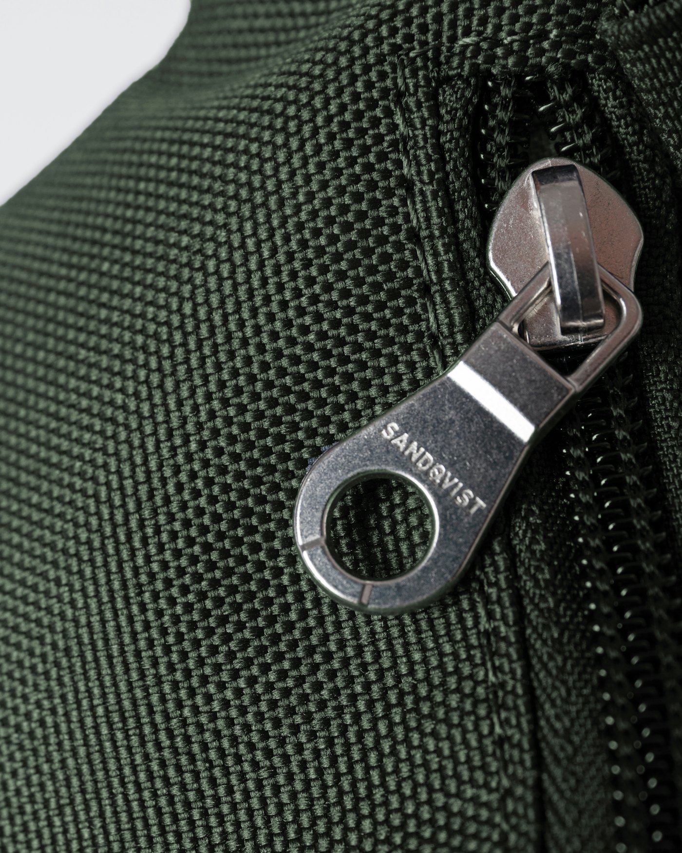 GROUND crossbody bag est en couleur vert de l'aube (6 de 9)