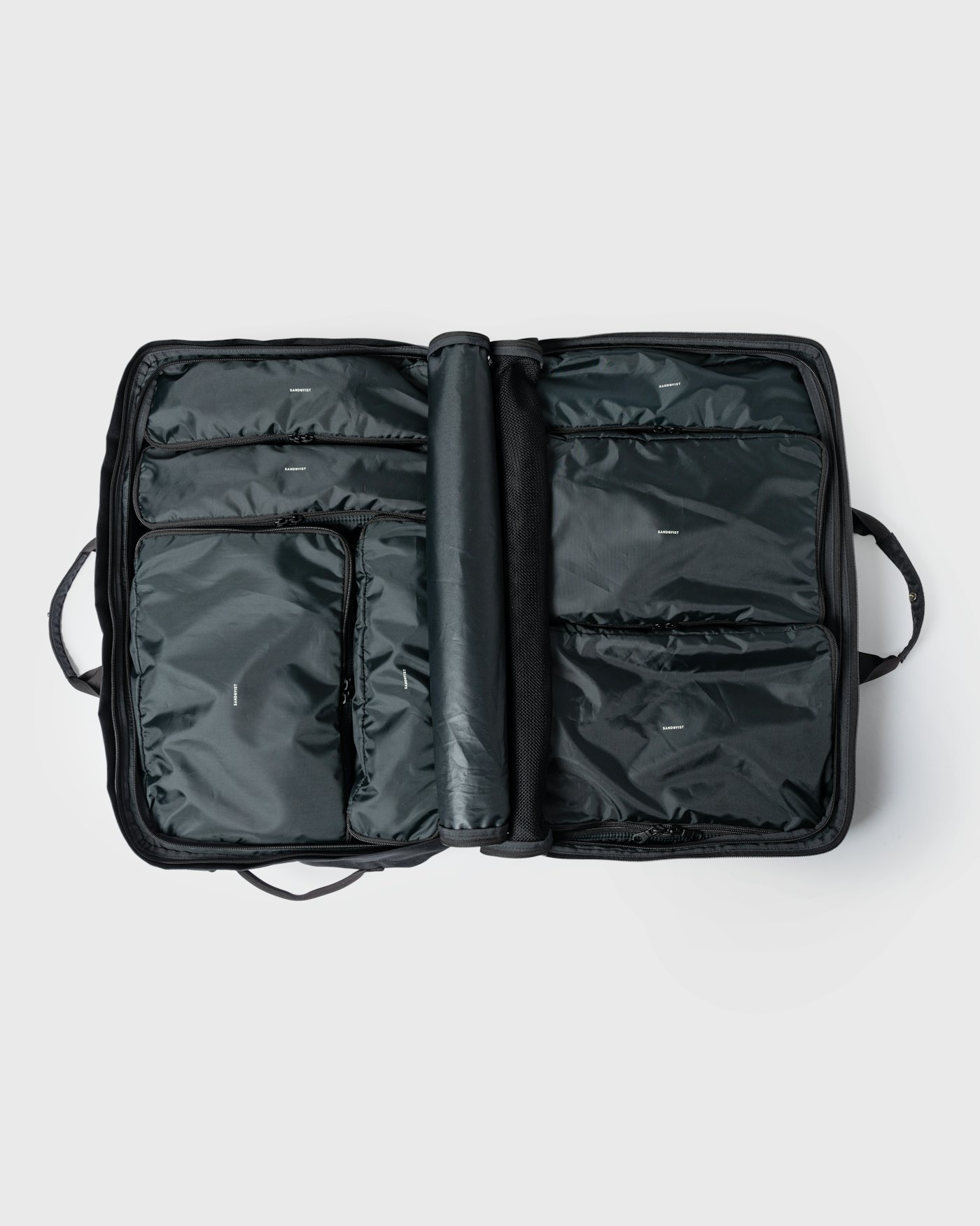 ITEMS Packing Cube S is in color black (5 of 5)