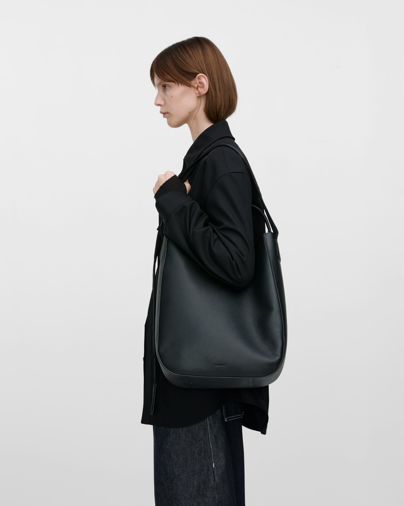 Agile Hobo Tote Bag ist farbig schwarz (5 oder 16)