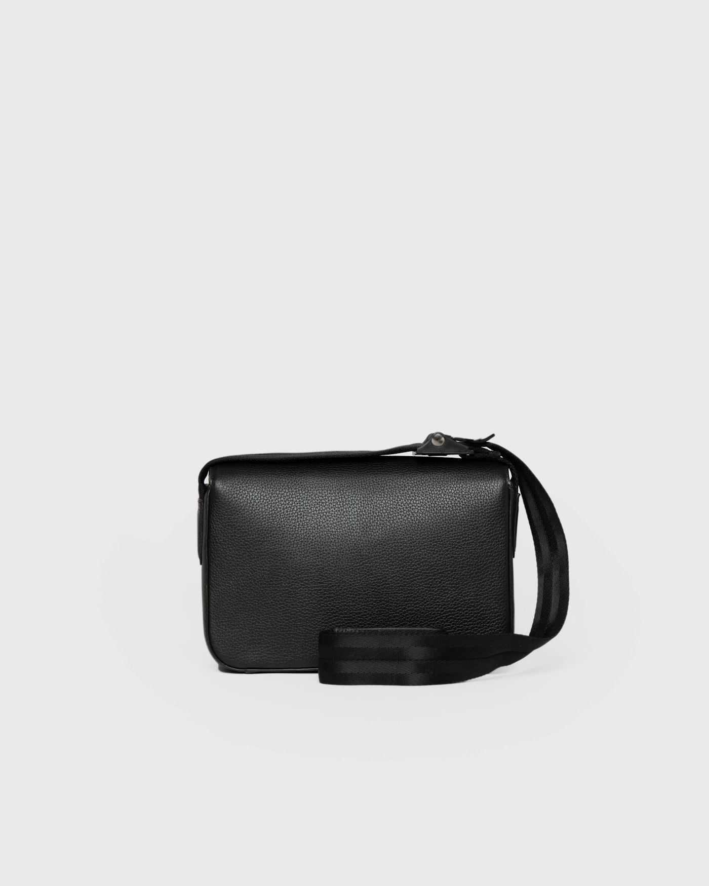 Agile Crossbody Bag är i färgen svart (2 av 14)