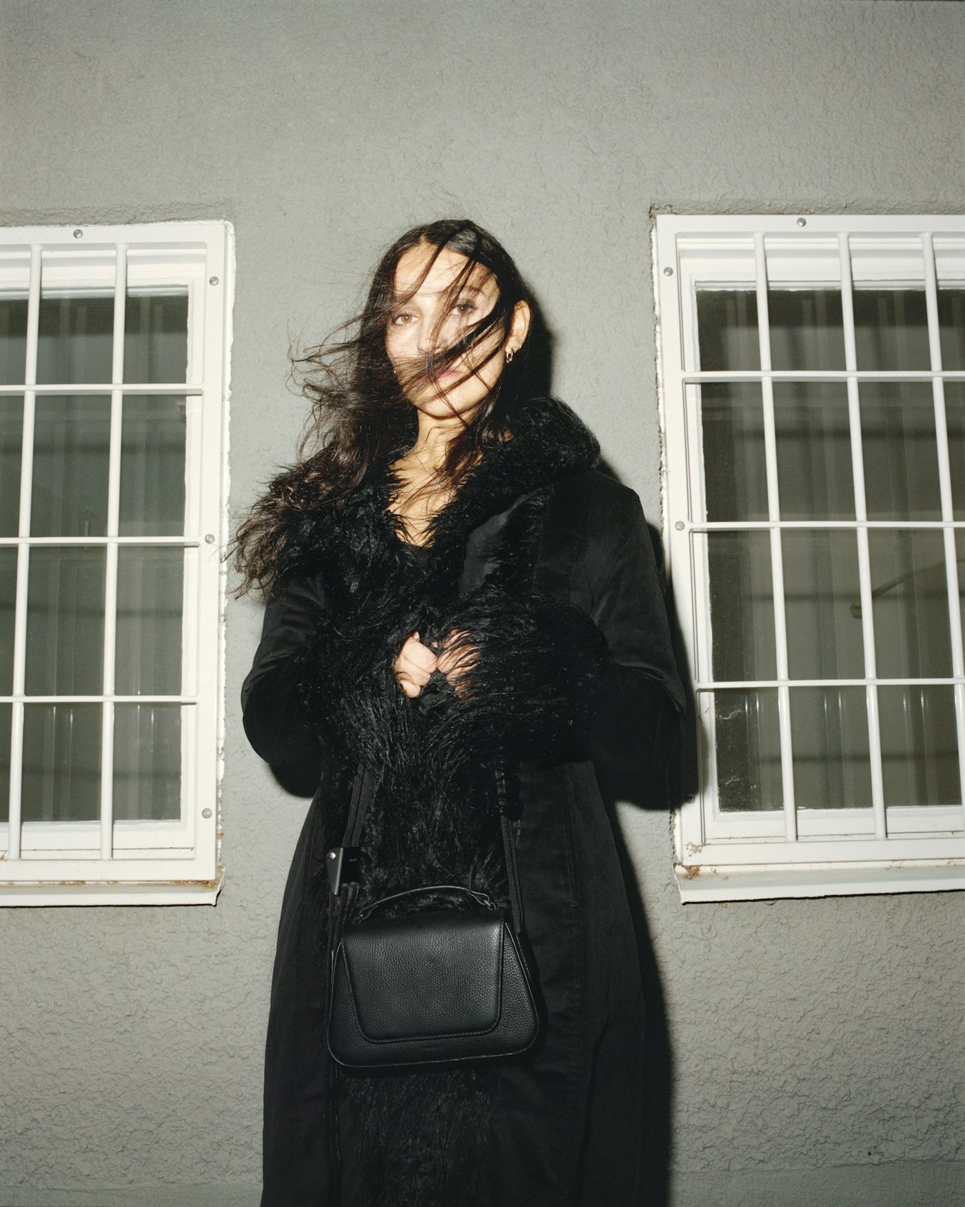 Agile Handle Crossbody Bag est en couleur noir (13 de 14)