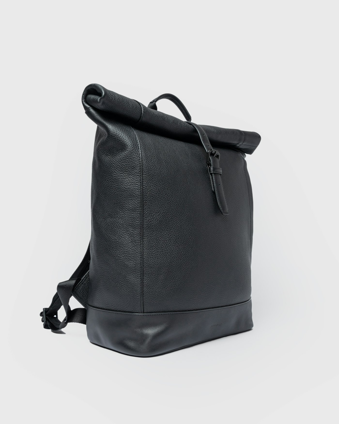 Leather rolltop backpack is in color black (2 of 15)