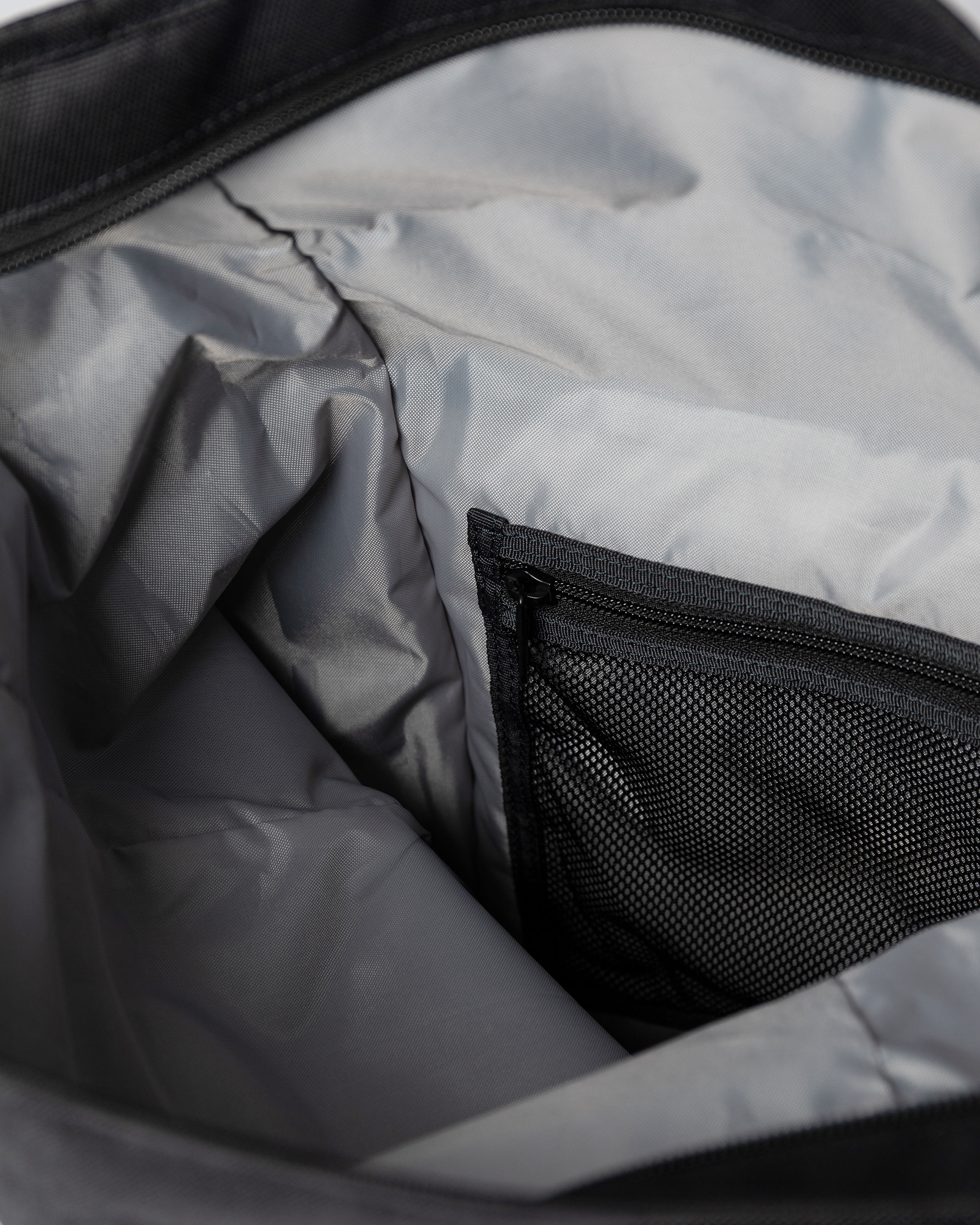 ICON Rolltop Backpack L ist farbig schwarz (6 oder 12)