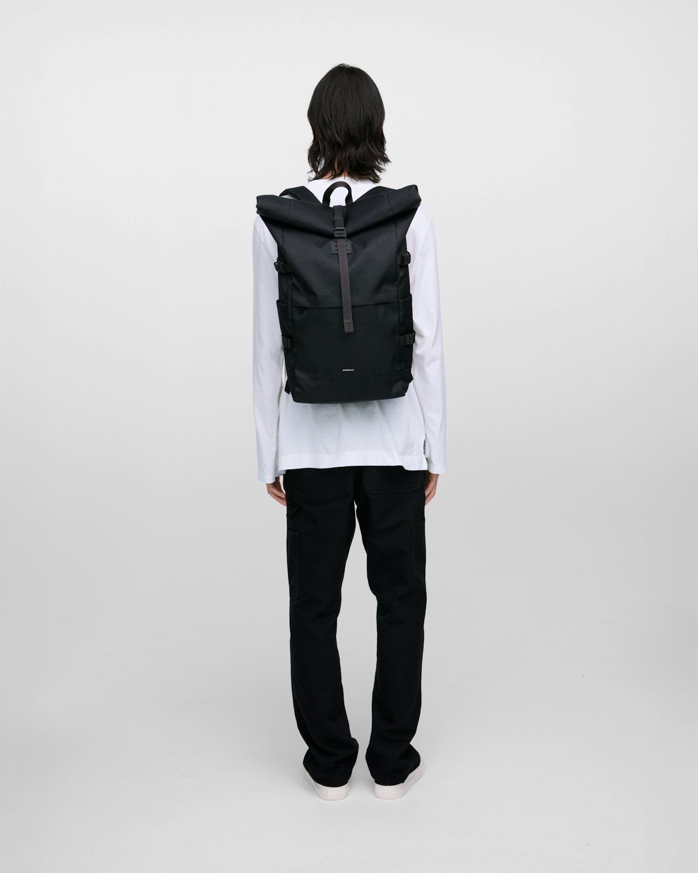 ICON Rolltop Backpack L är i färgen svart (12 av 12)
