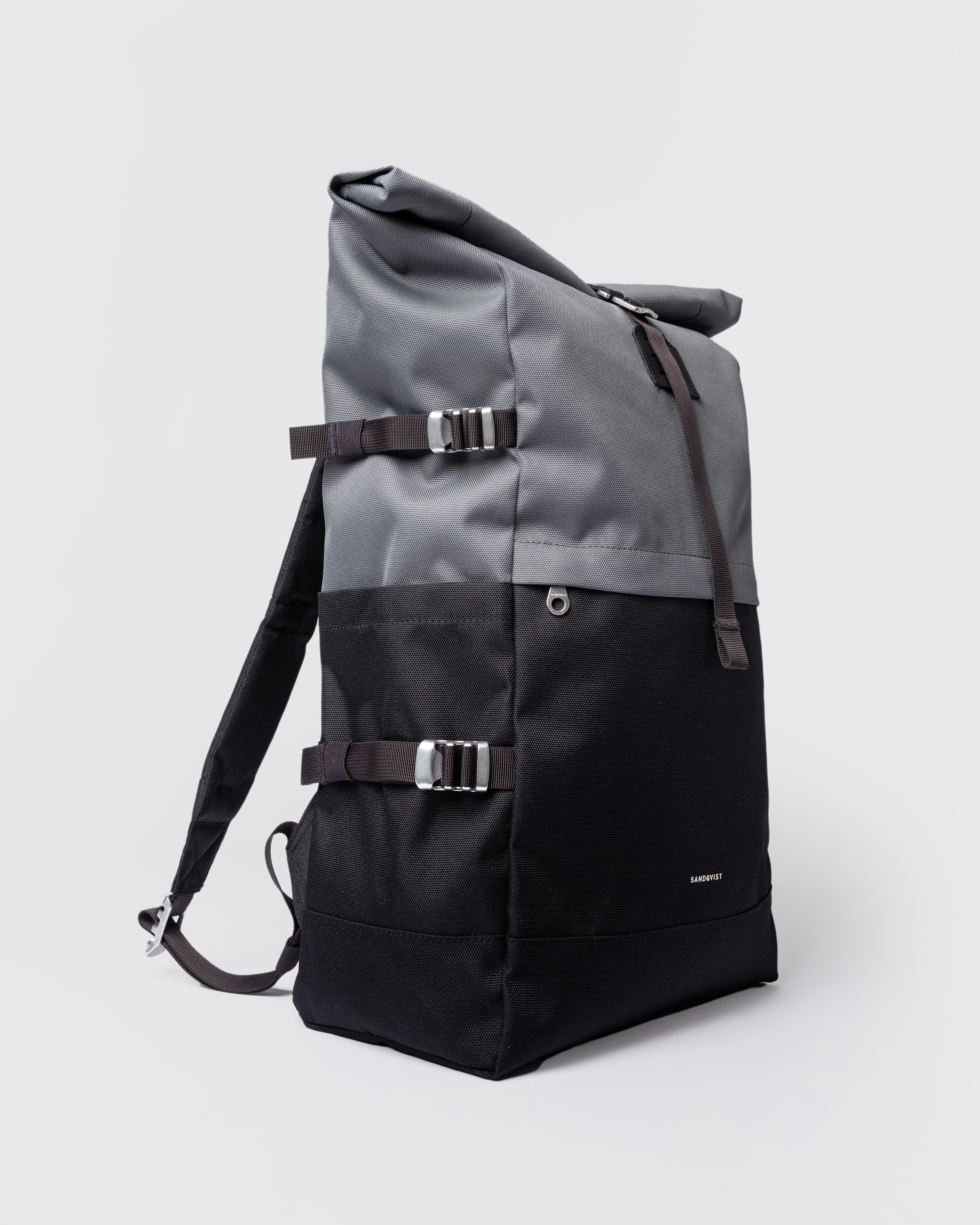 ICON Rolltop backpack L is in color multi dark (2 of 6)