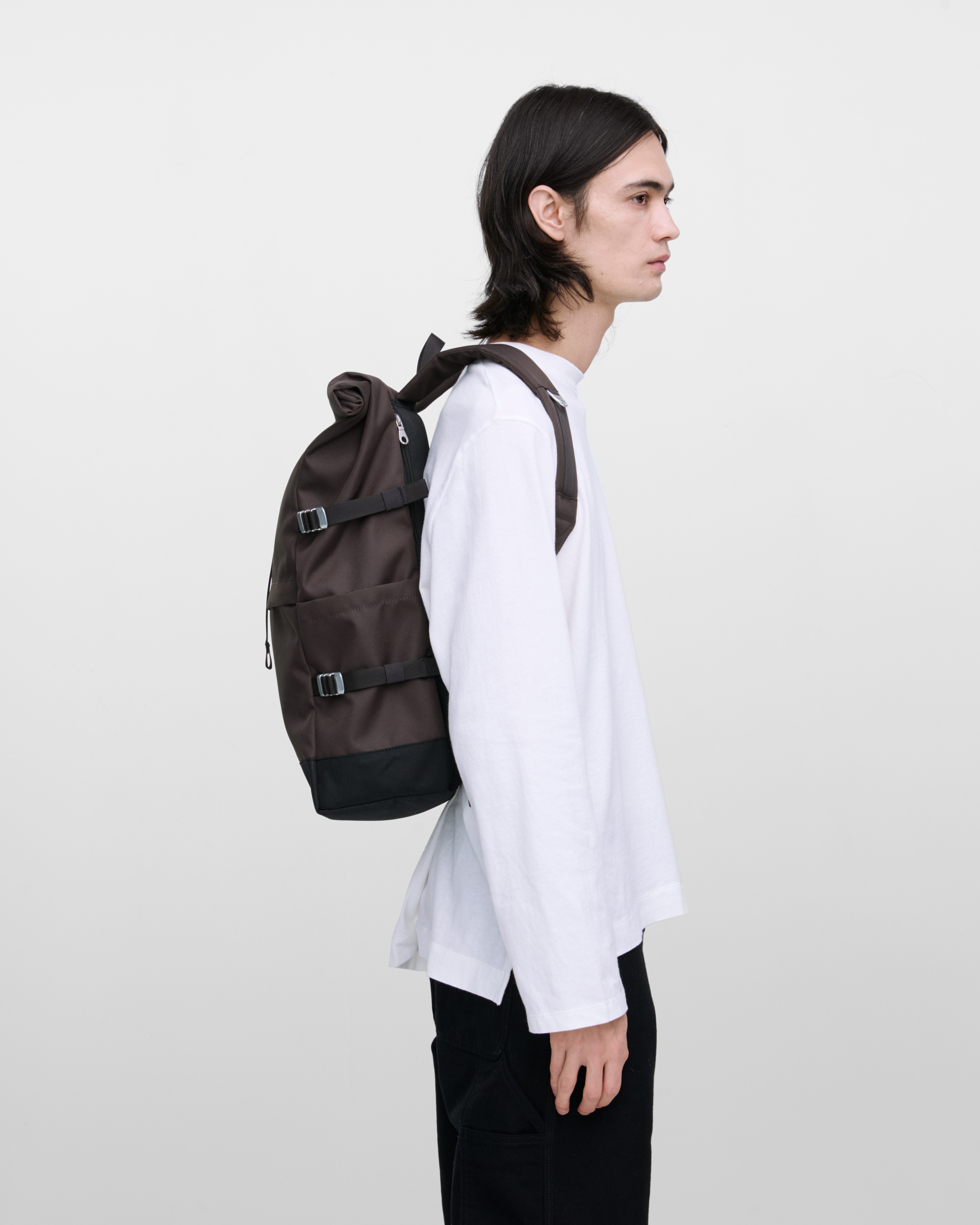 ICON Rolltop backpack L is in color brown (7 of 9)