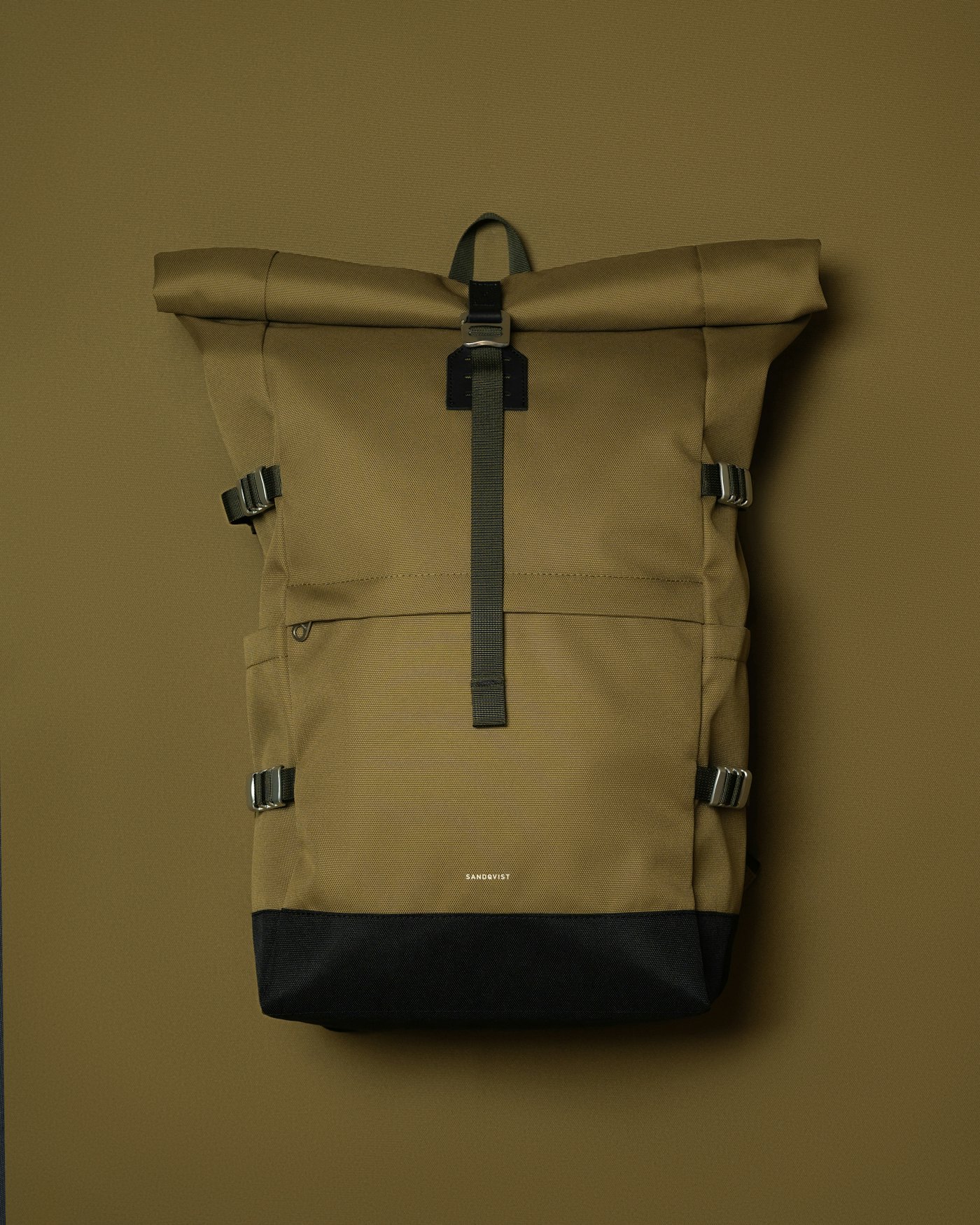 ICON Rolltop Backpack L is in color olive drab (6 of 6)